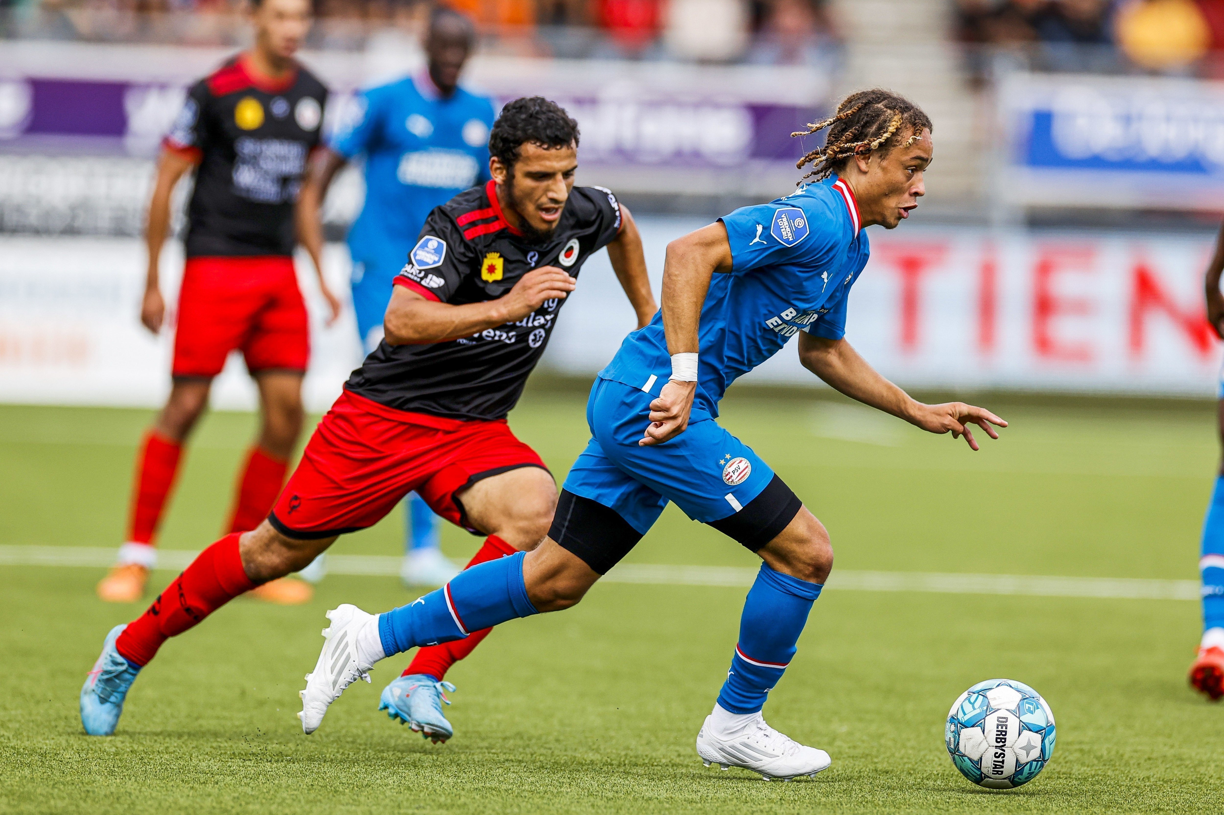 Xavi Simons maakt transfer naar RB Leipzig