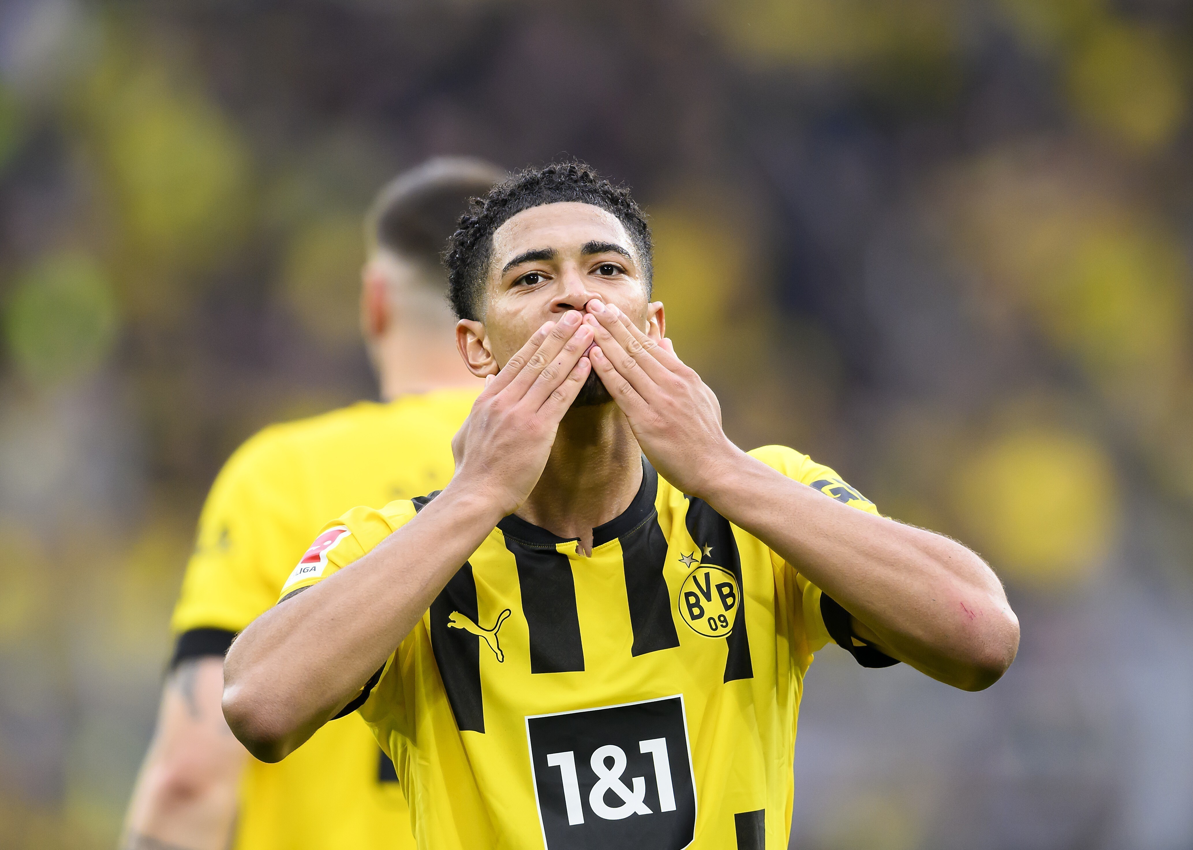 Borussia Dortmund gooit alles in de strijd voor eigen speler