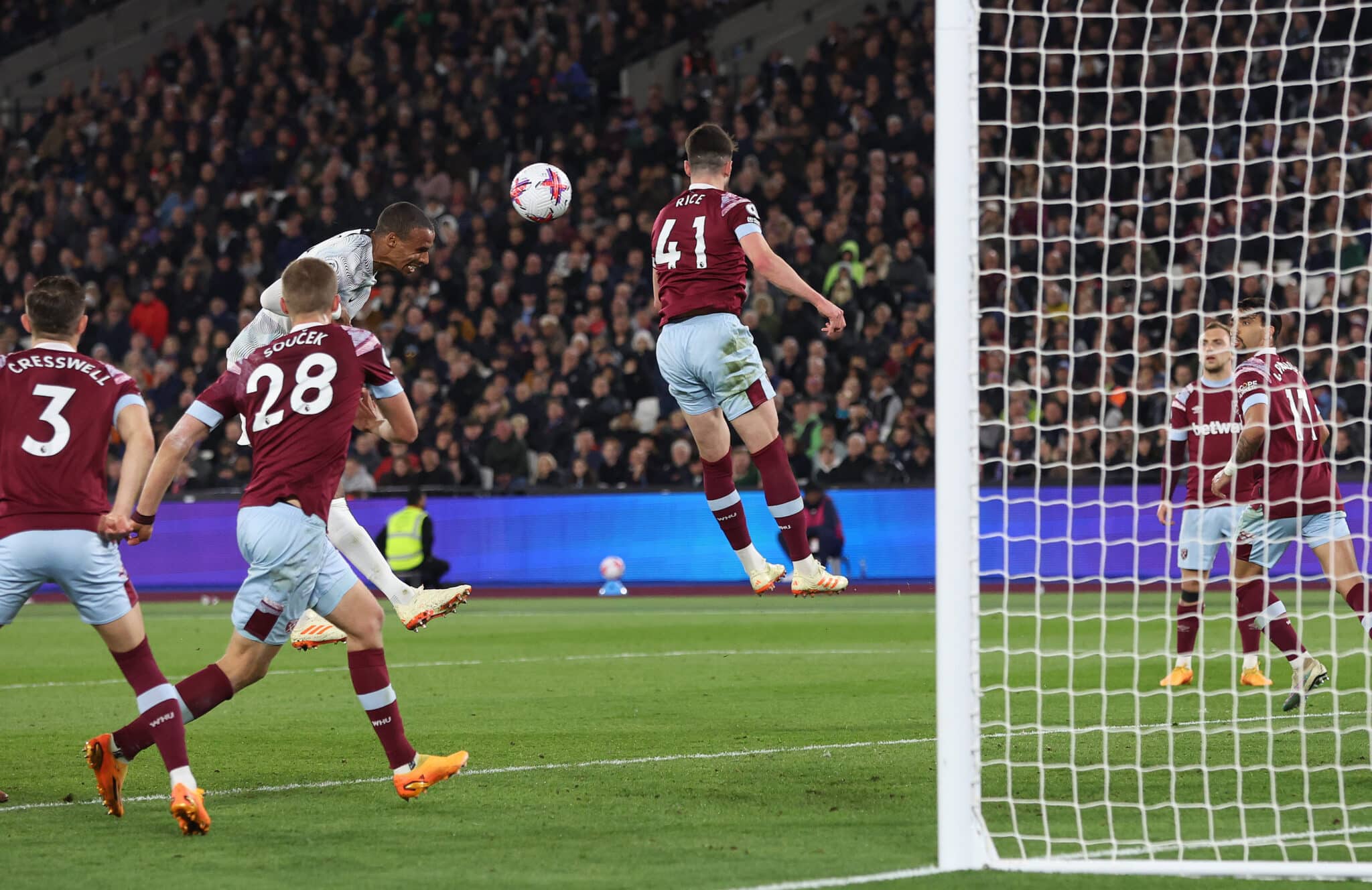 LIVERPOOL VS WEST HAM LAST MATCH visual data 4