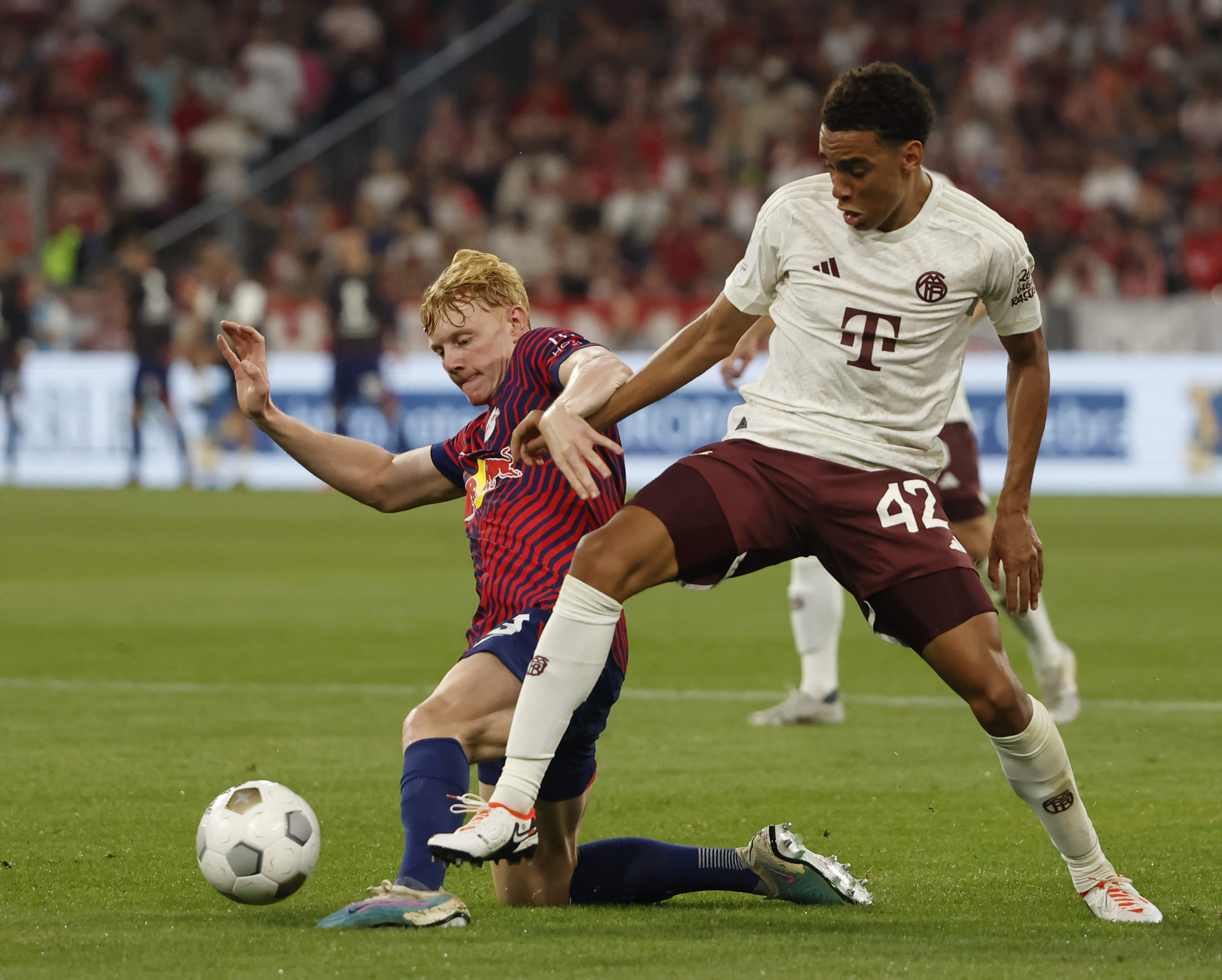 RB Leipzig vs Bayern Munich H2H: Can Kane fire Bayern back to winning ways?