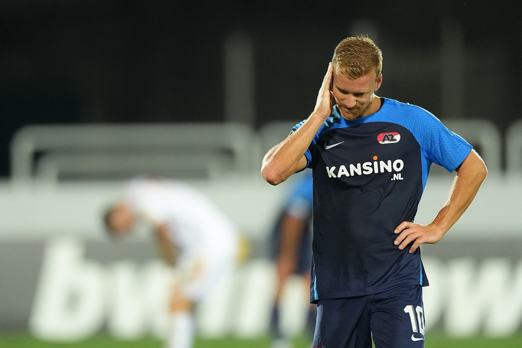 AZ Lijdt Pijnlijke 4-3 Nederlaag tegen Zrinjski Mostar na Voorsprong van 0-3