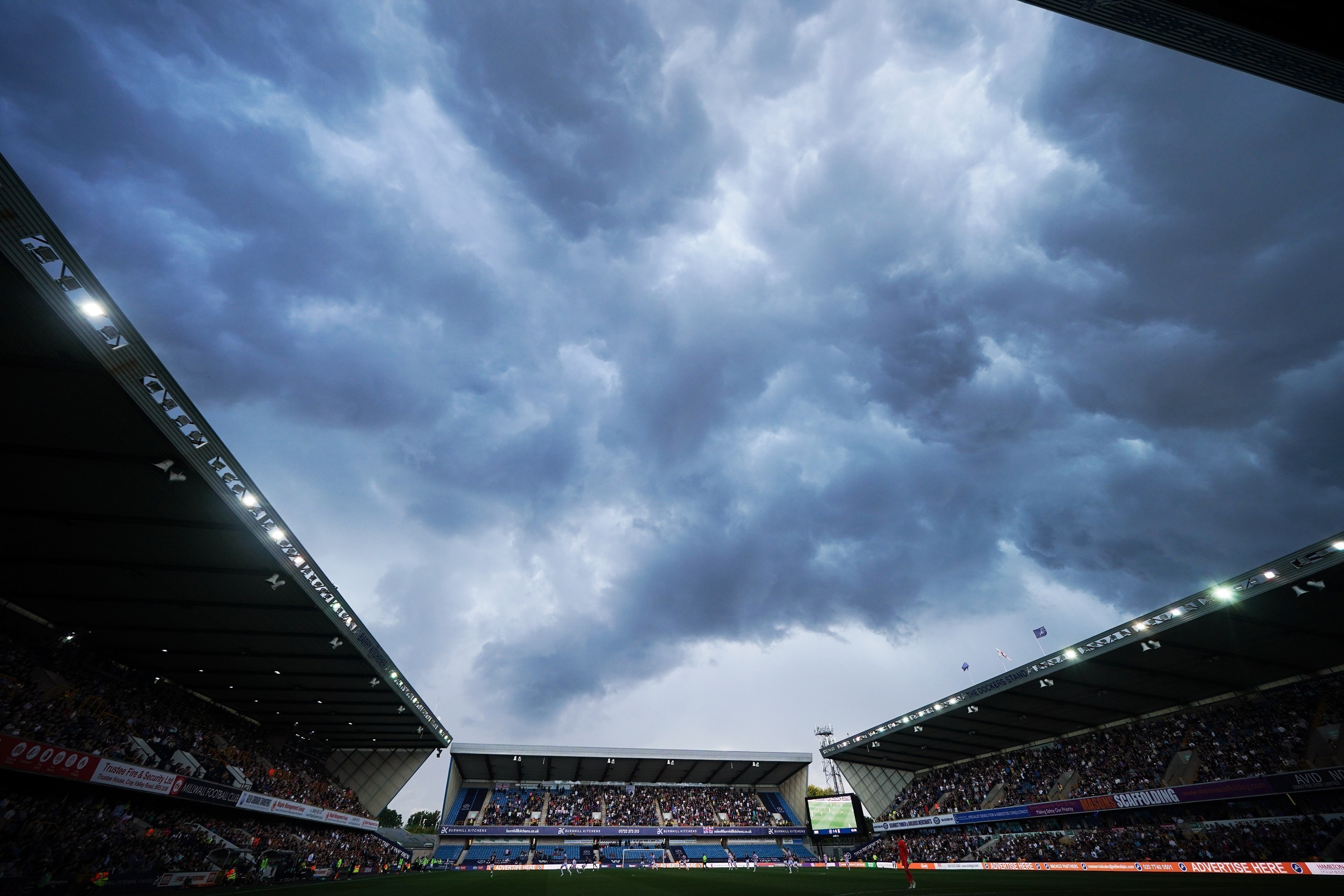 Millwall vs Leeds United H2H: Visitors to unleash new Premier League winger signing