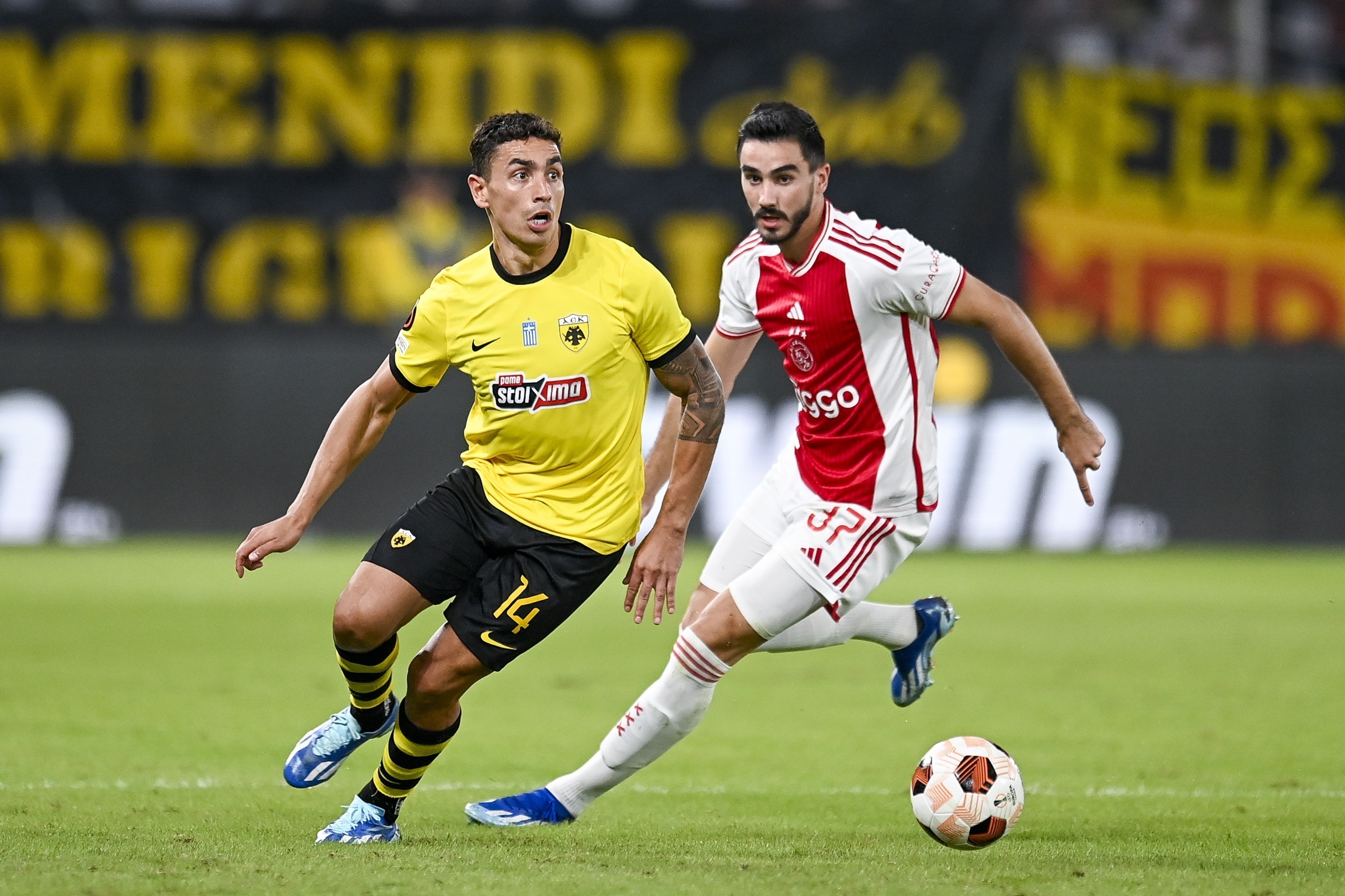 Josip Sutalo: Een Gedurfde Keuze voor Ajax