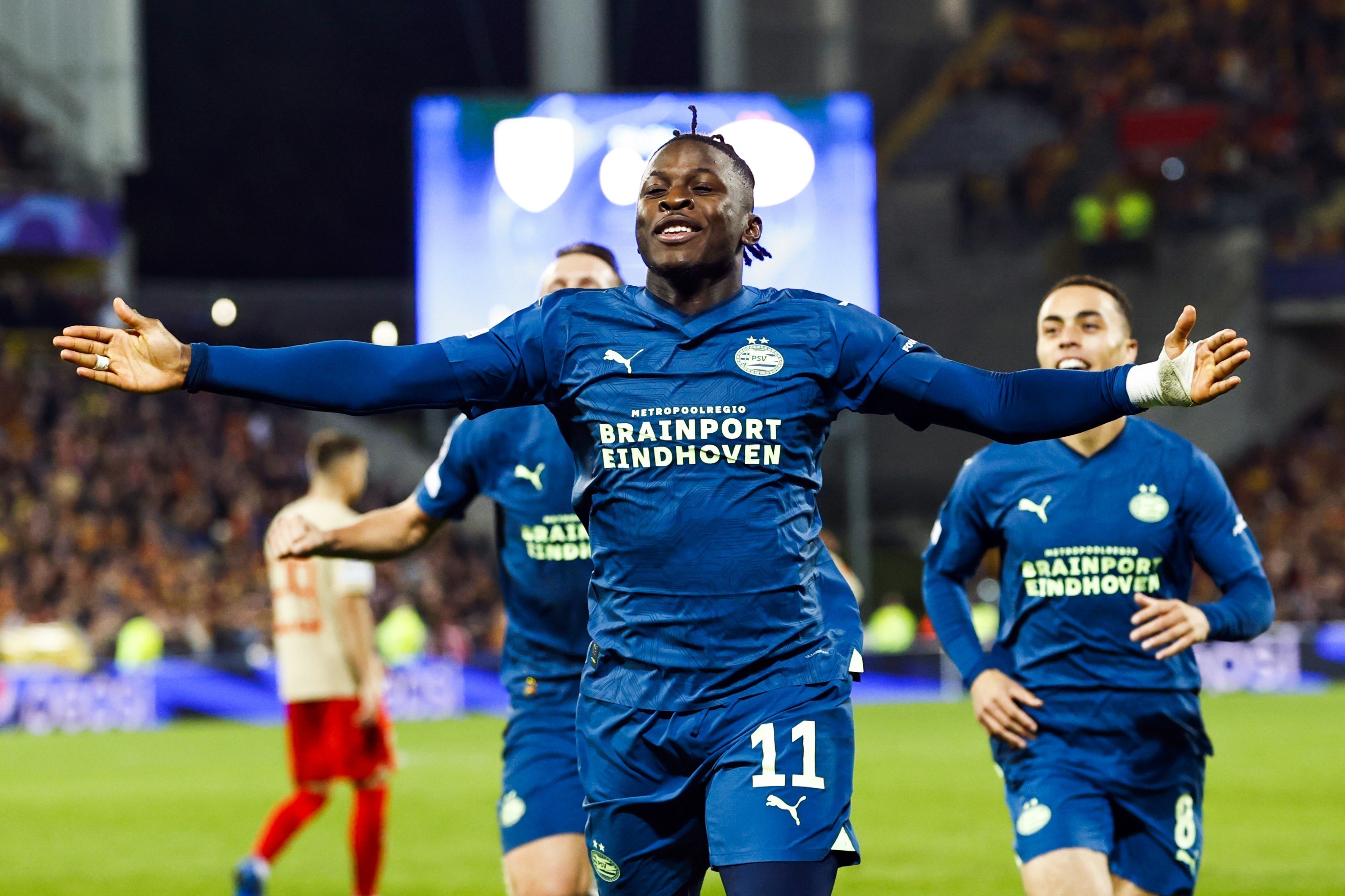 PSV Houdt Stand tegen RC Lens in de Champions League