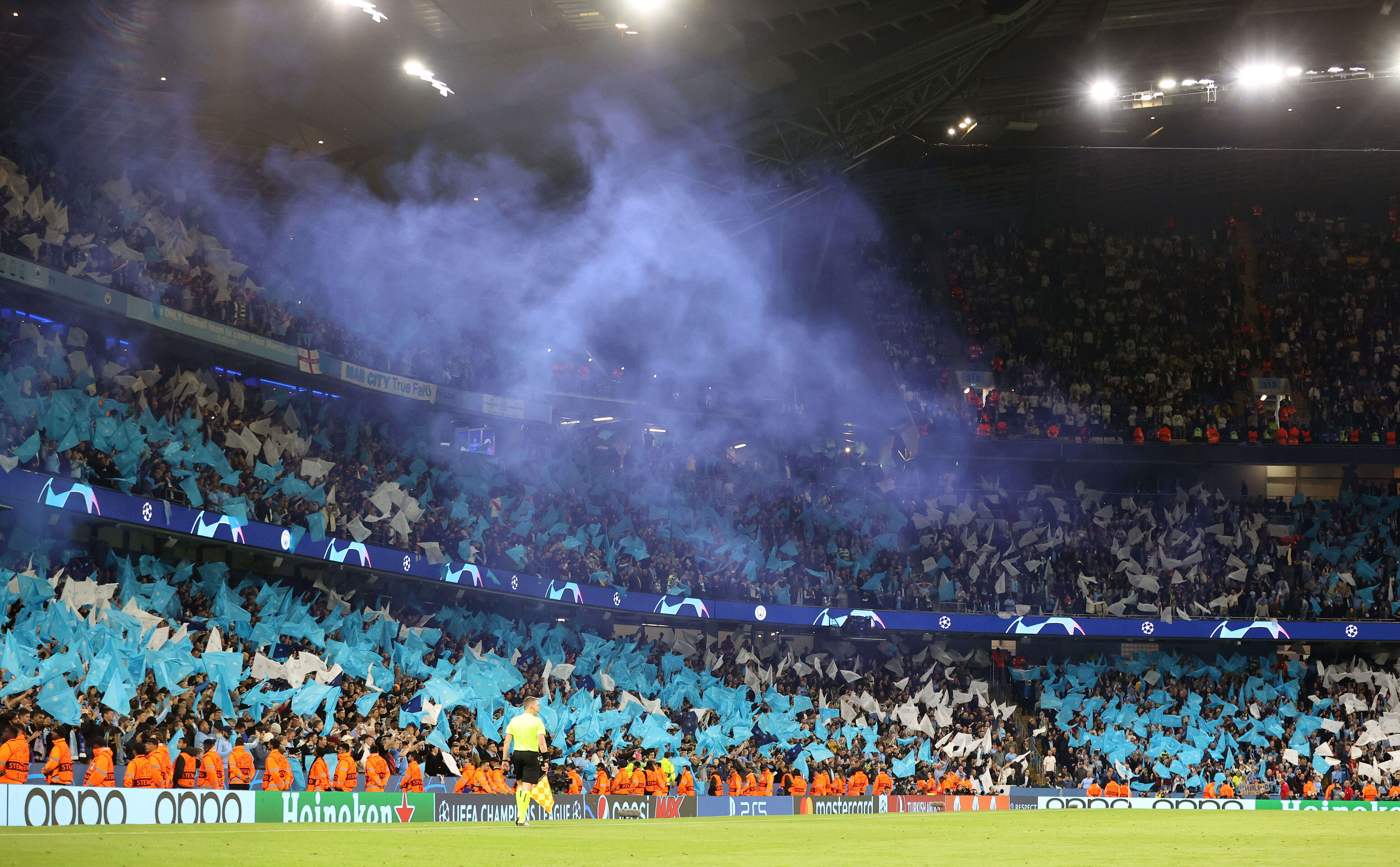 Къде да гледате Ман Сити срещу Ливърпул на живо