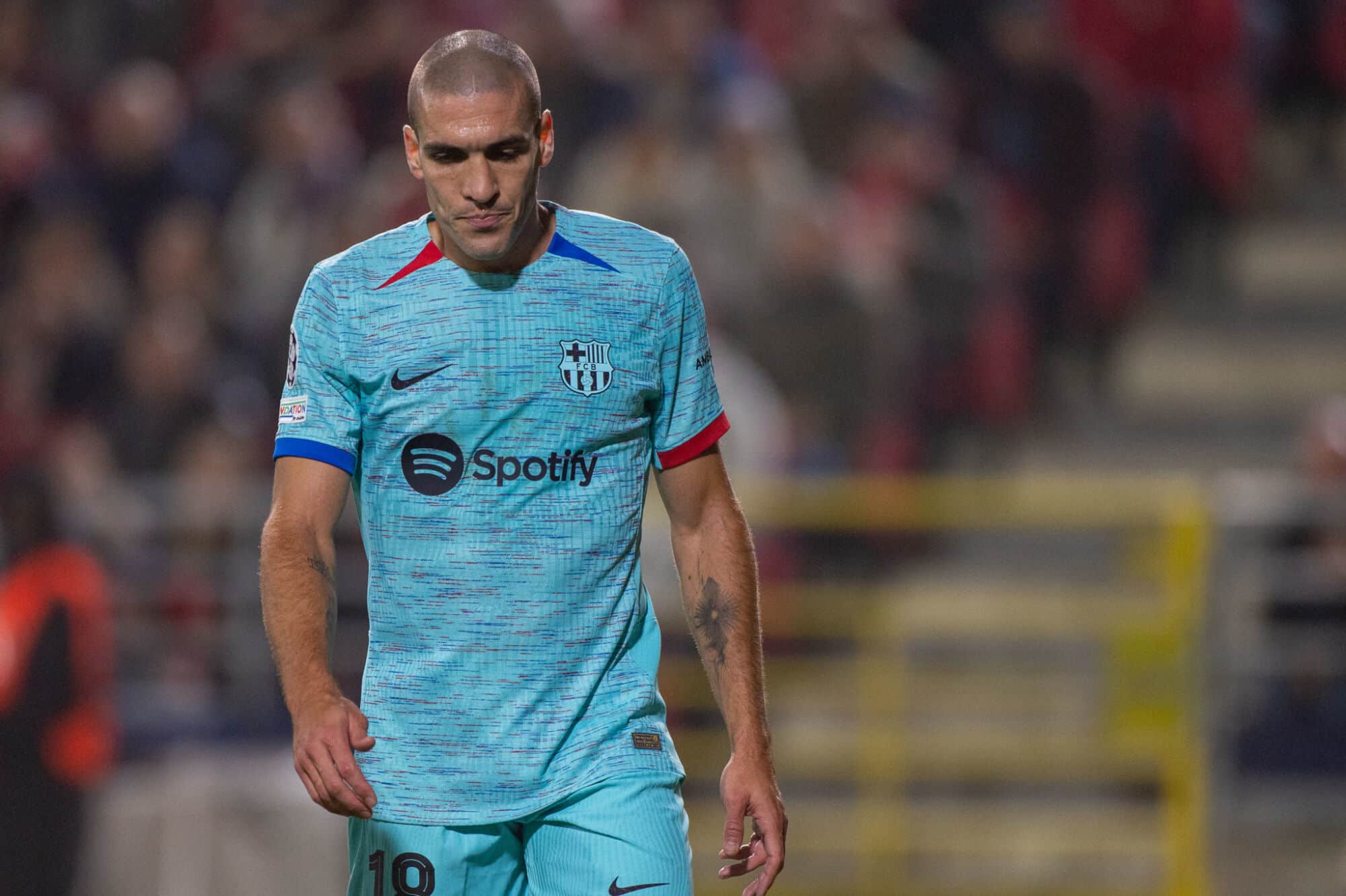 Къде да гледате Валенсия срещу Барселона на живо