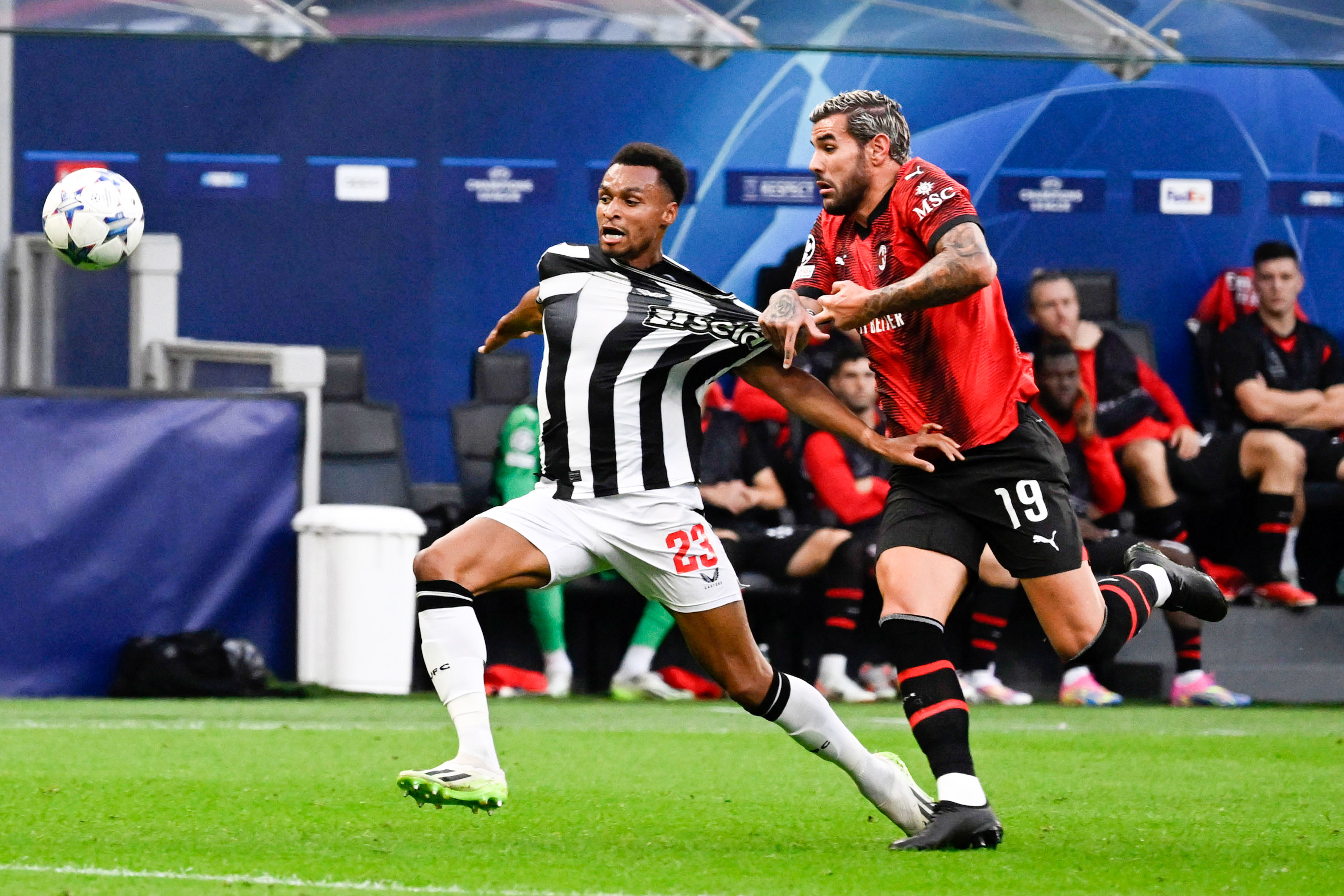 Състави за Нюкасъл срещу Милан