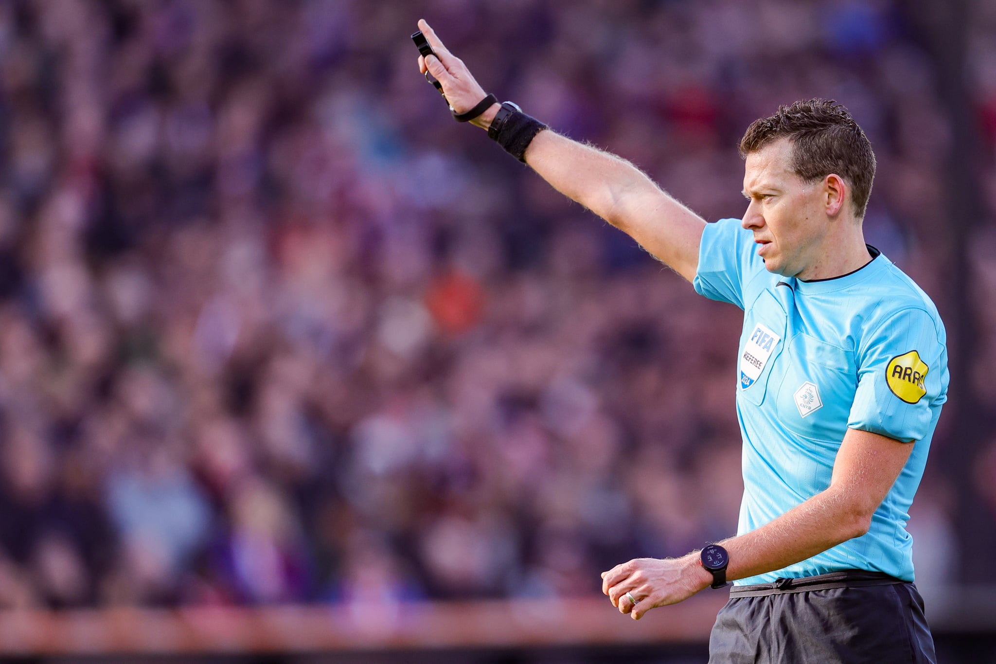 Deadline Day: De Laatste Uren Tikkelen Weg op de Transfermarkt