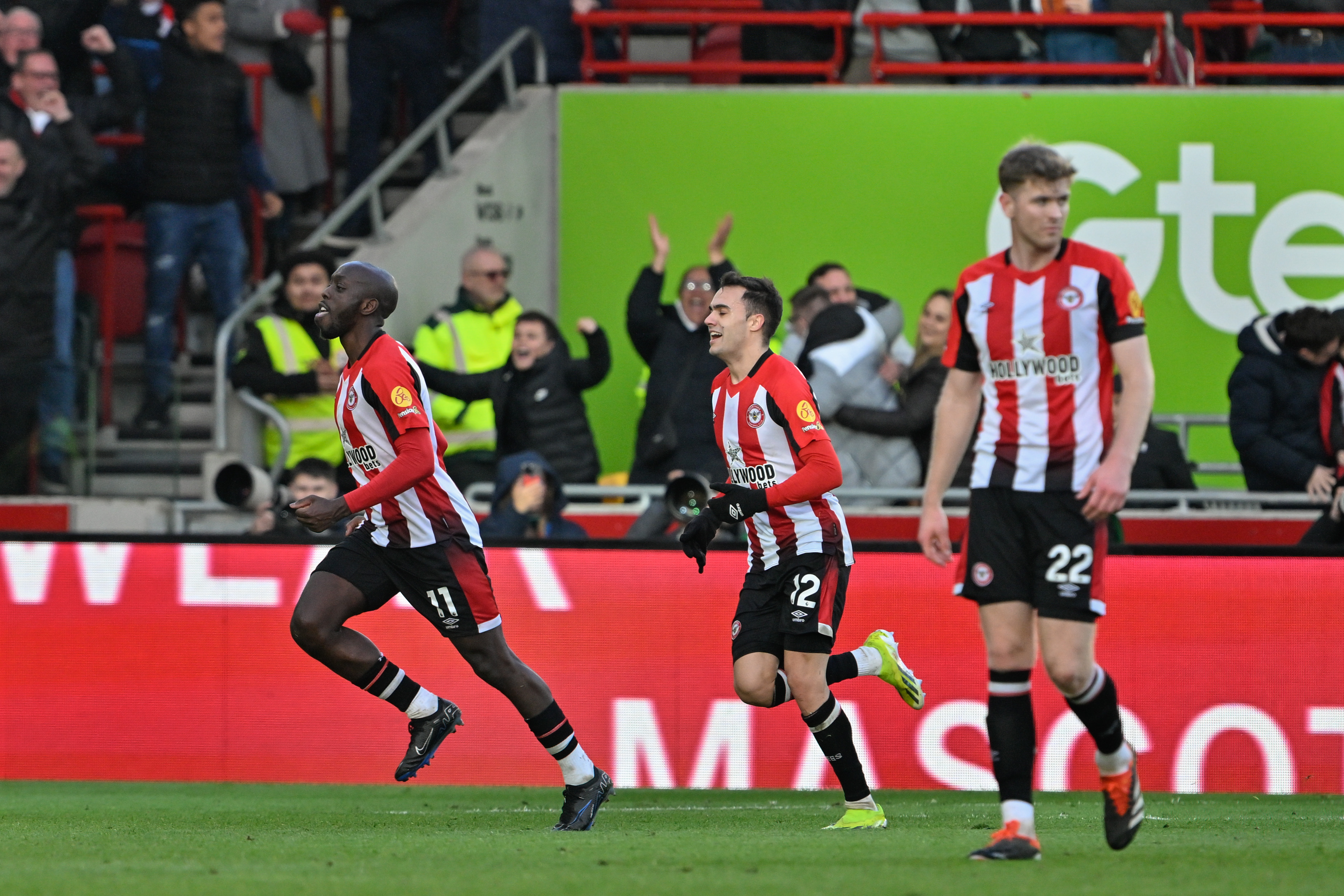 PL Goal of the Month odds: Is Yoane Wissa’s Scissor Kick Puskas worthy?