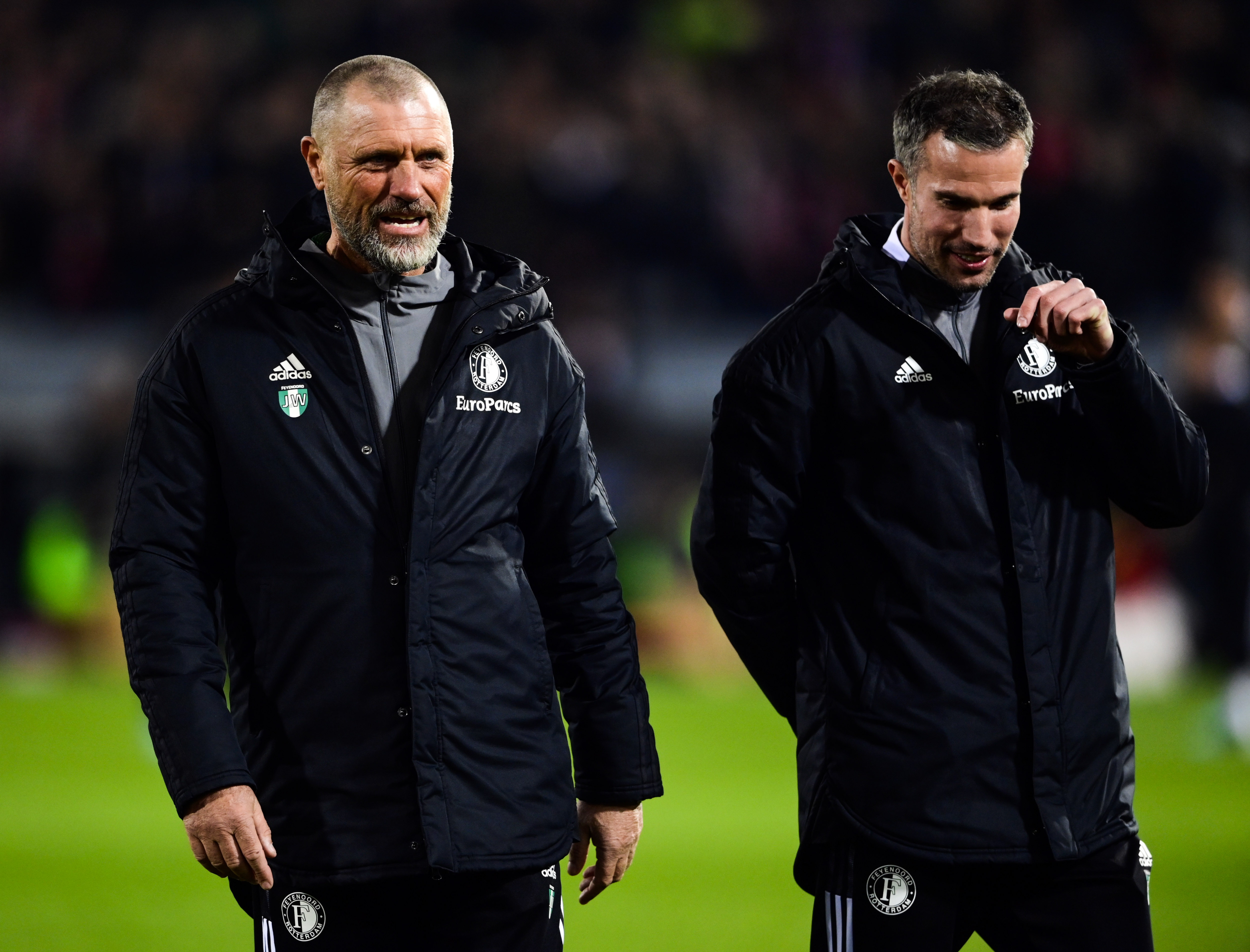 Van Persie en Eredivisie club naderen akkoord