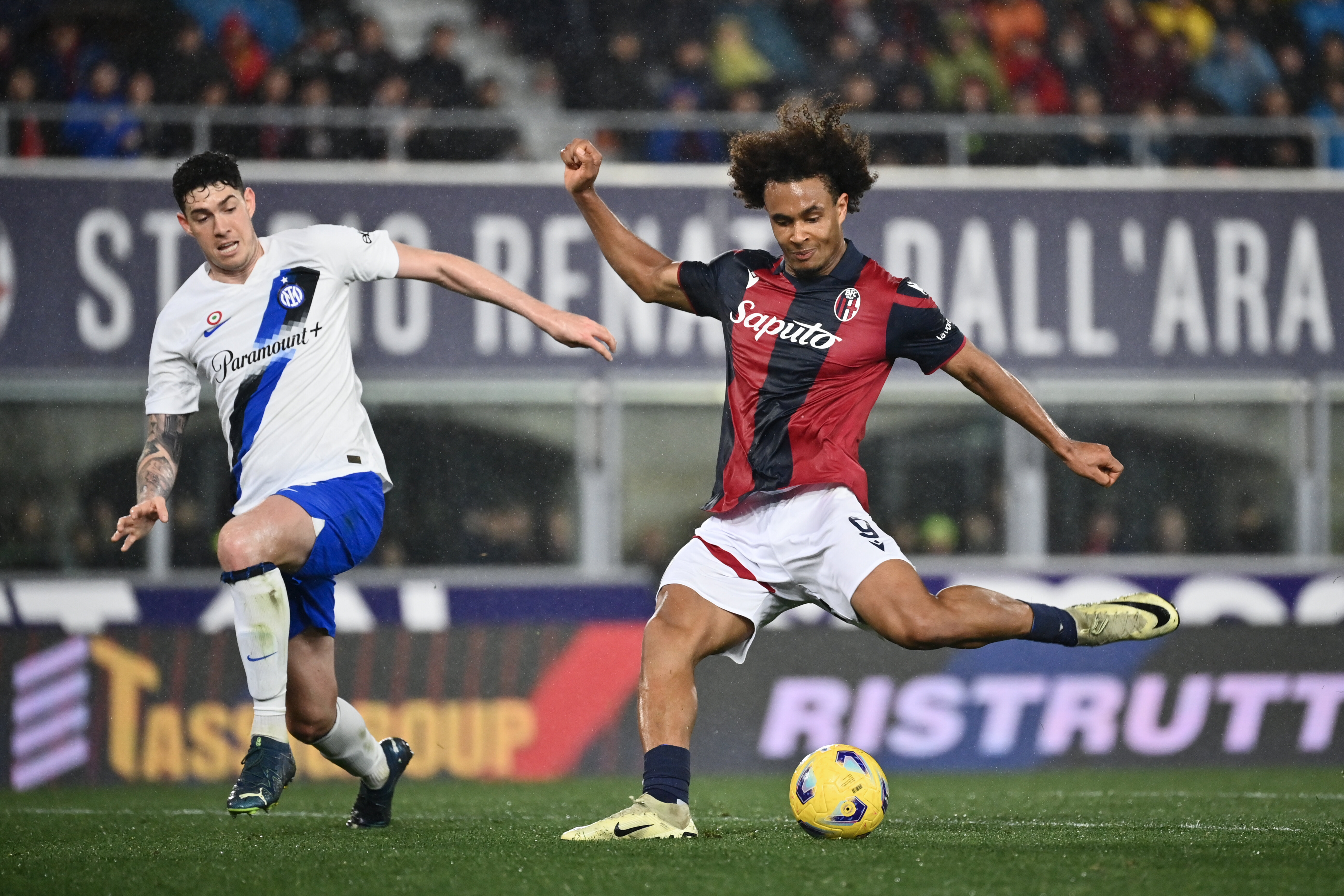 Joshua Zirkzee uitgeroepen tot Talent van het Jaar in Serie A