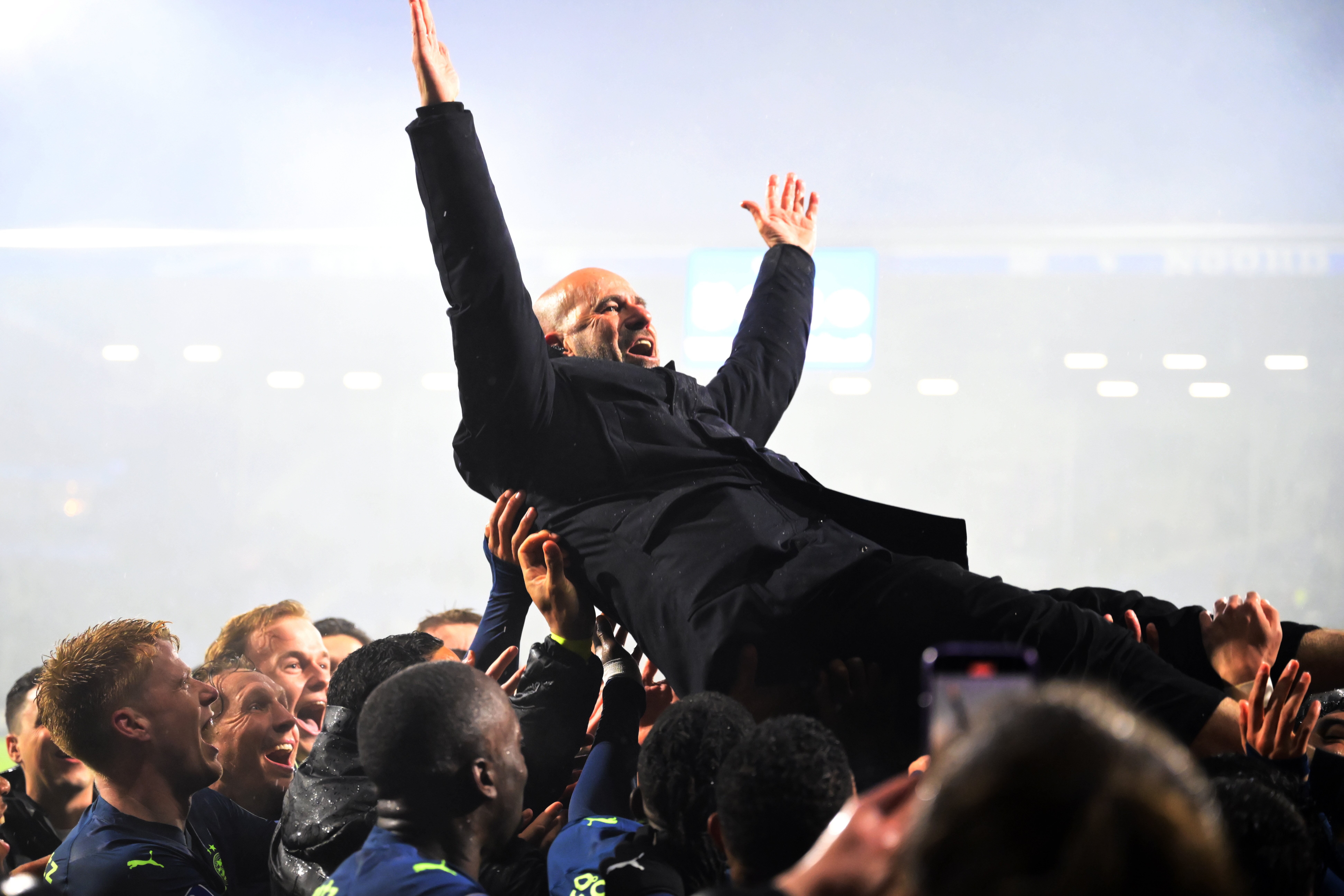 PSV Kroont zich Na 6 Jaar Weer tot Kampioen van Nederland