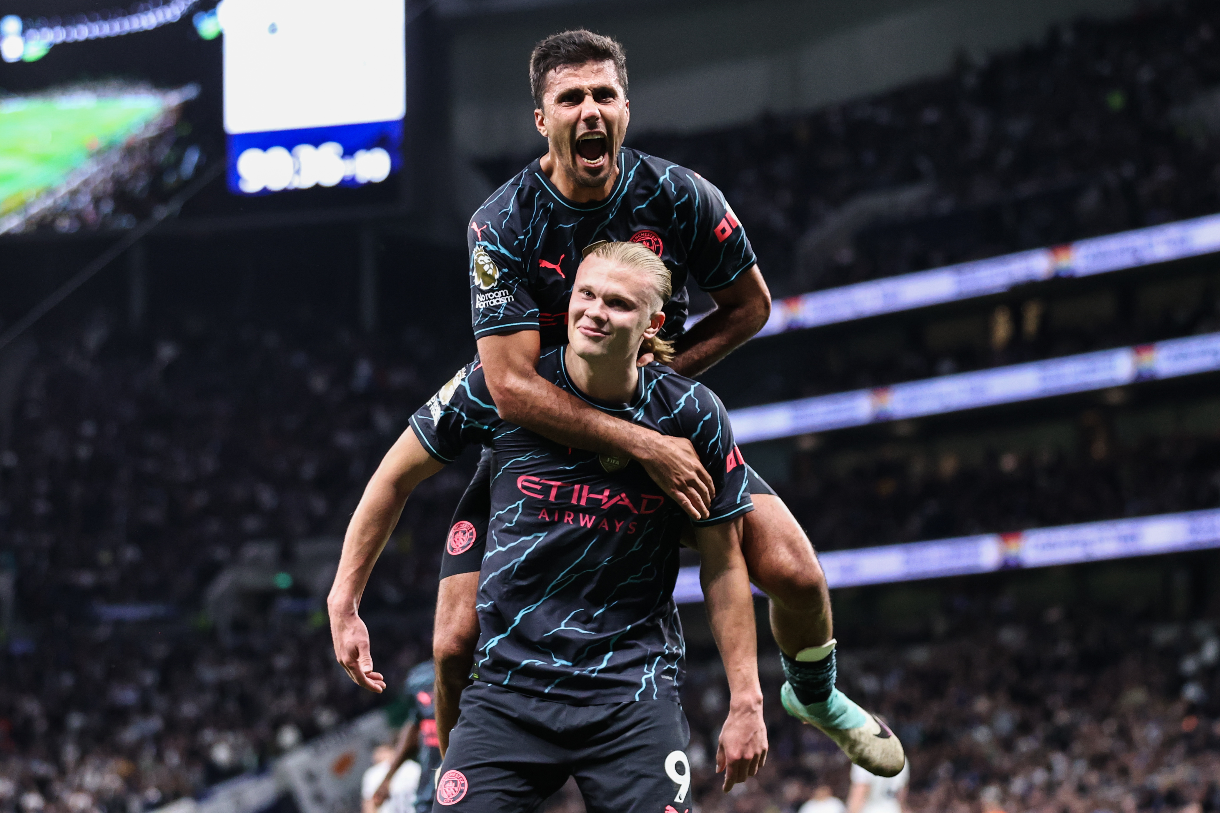 Manchester City Wint belangrijk duel bij Tottenham Hotspur (2-0)