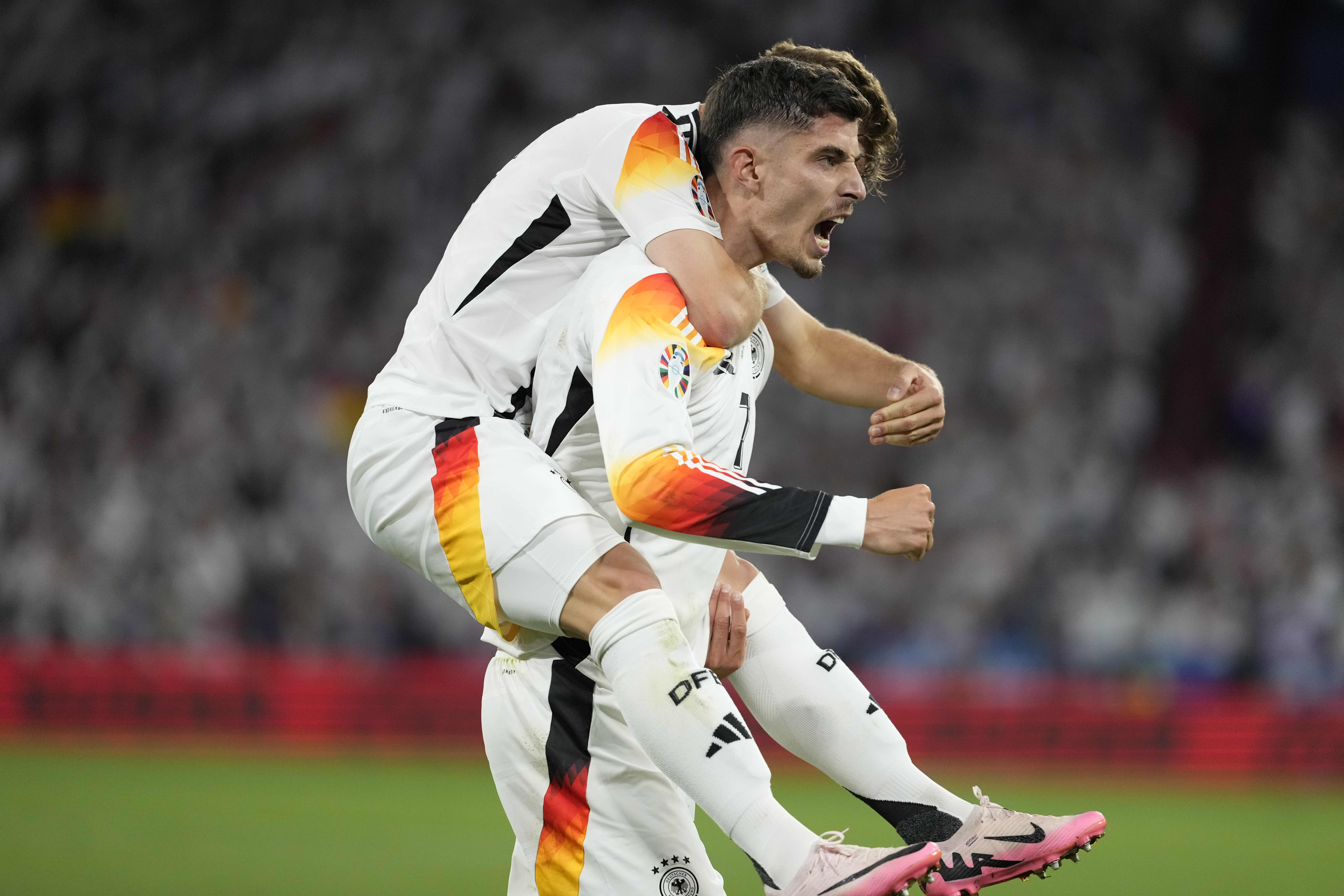 Duitsland Begint EK Thuis met Overweldigende zege op Schotland