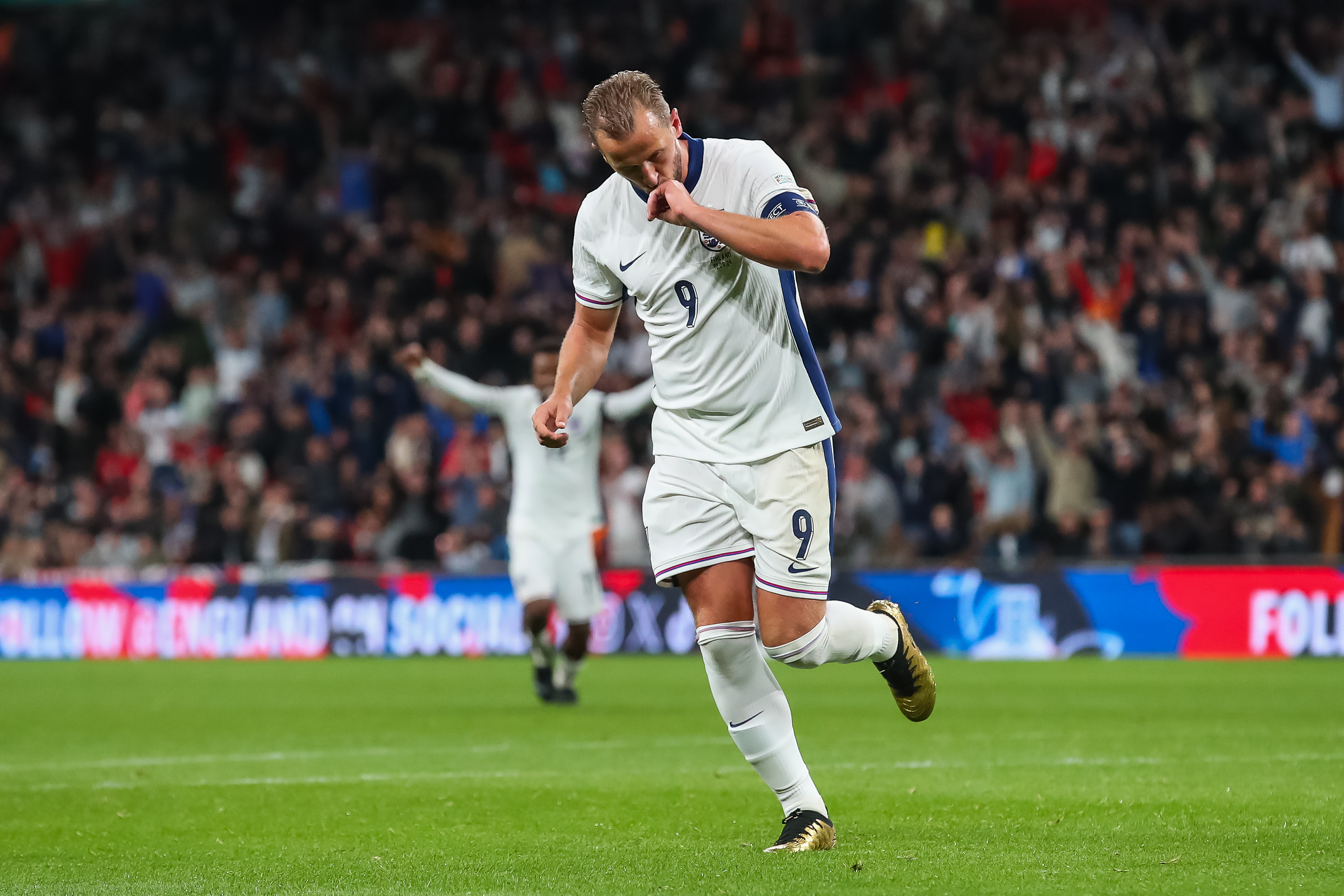 Finland – Engeland op TV en Livestreams: Waar kan ik het kijken? (13/10/2024)