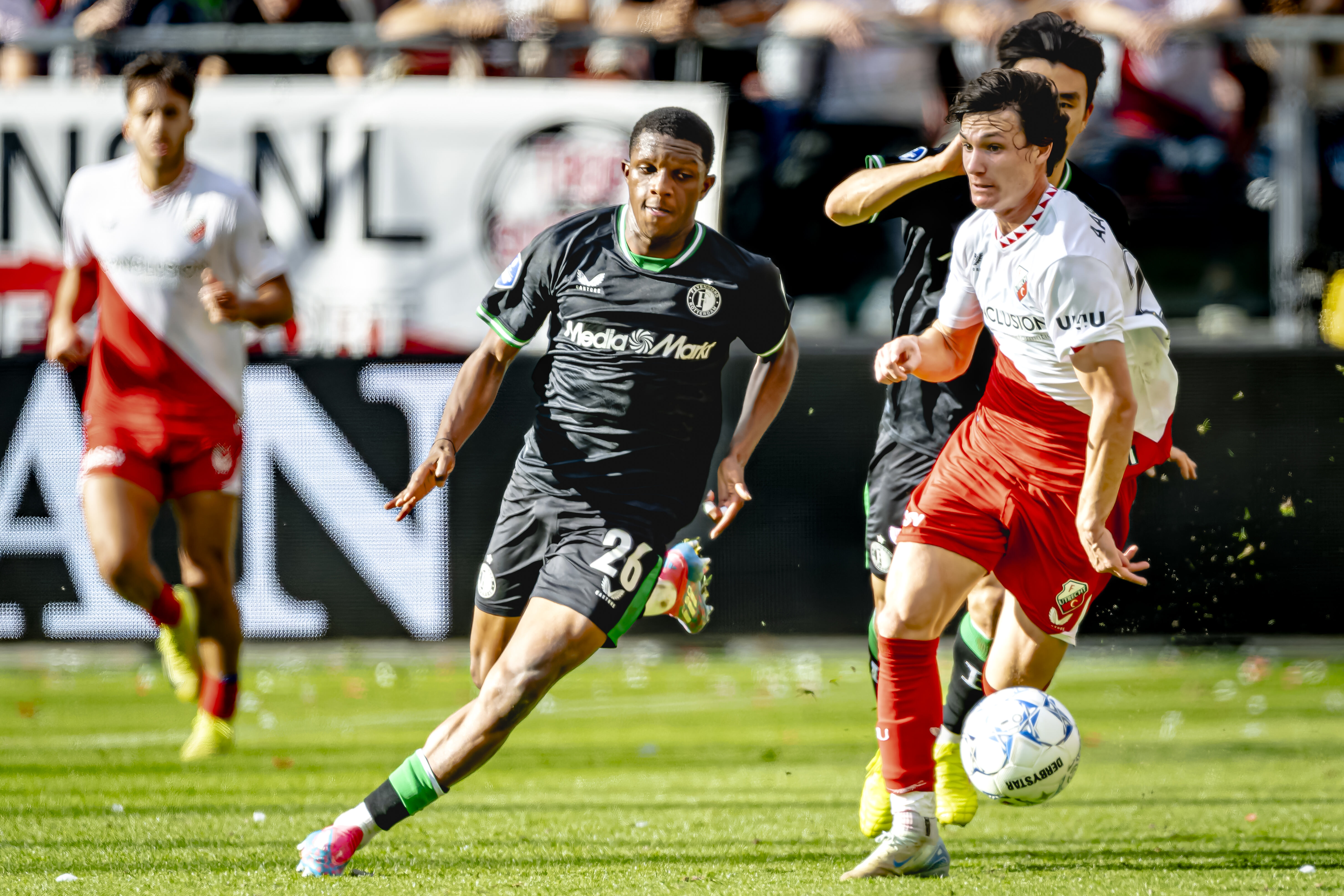 Feyenoord klaar voor Klassieker na indrukwekkende uitoverwinningen