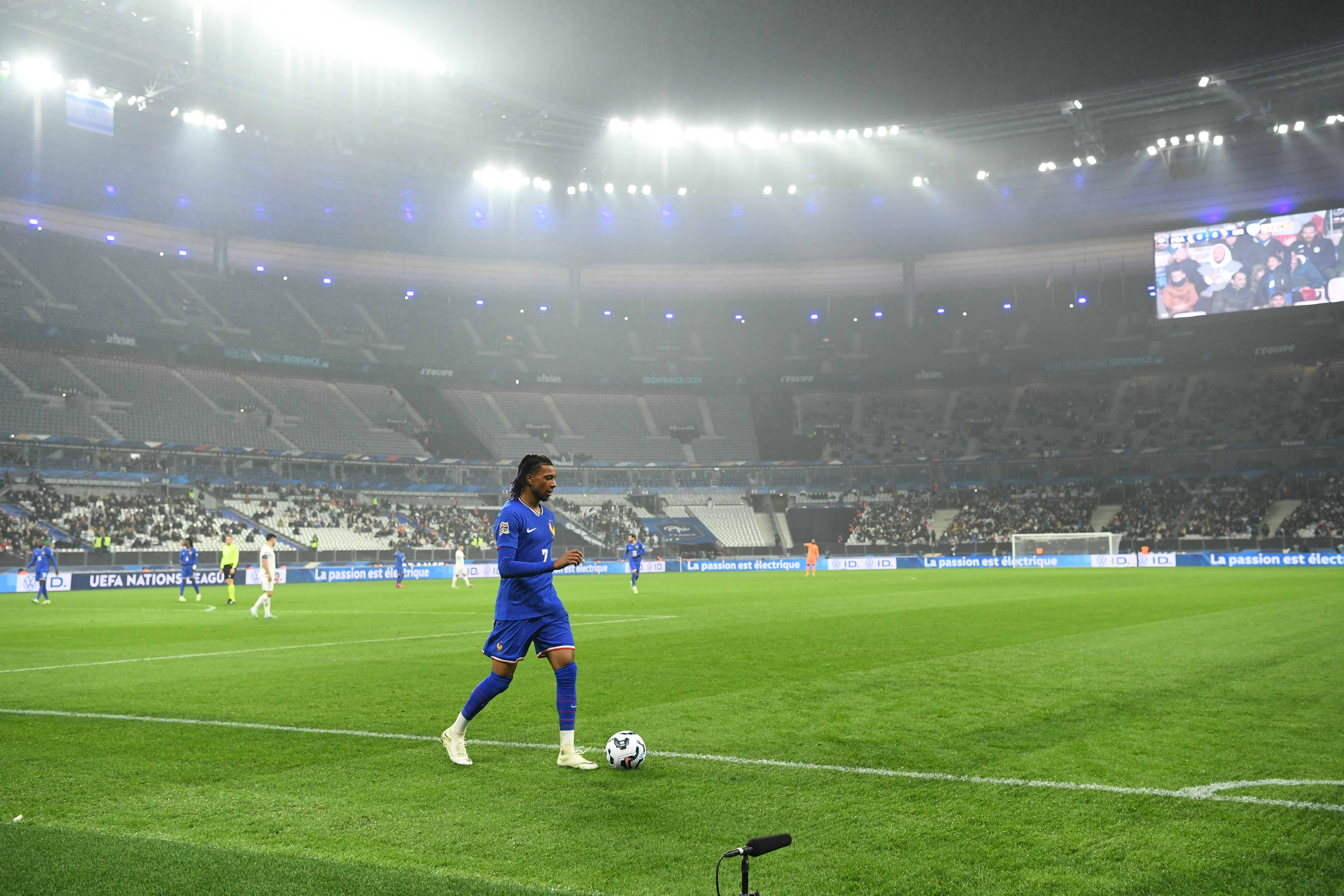 Frankrijk plaatst zich na beladen duel tegen Israël voor kwartfinales Nations League