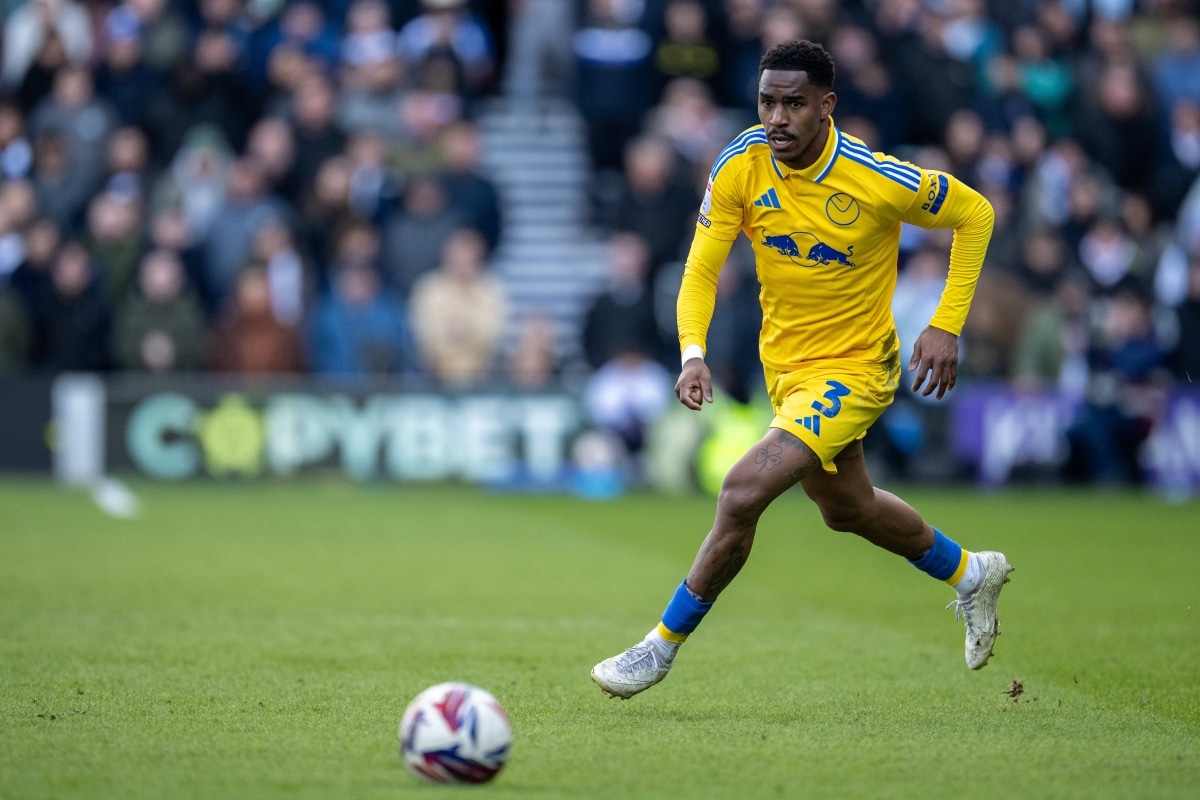 leeds vs swansea predictions