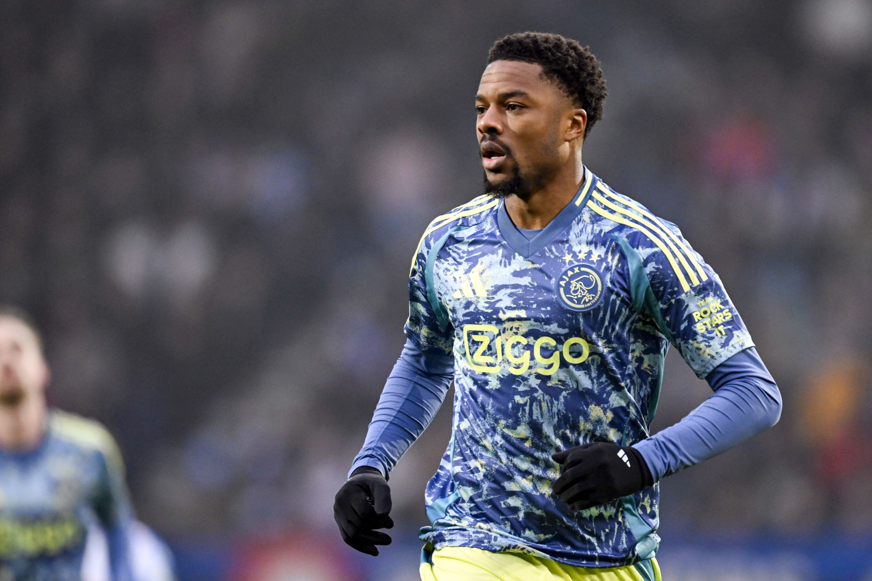 Akpom transfer: Leicester in the mix for ex-Arsenal striker? Whisper+ verdict