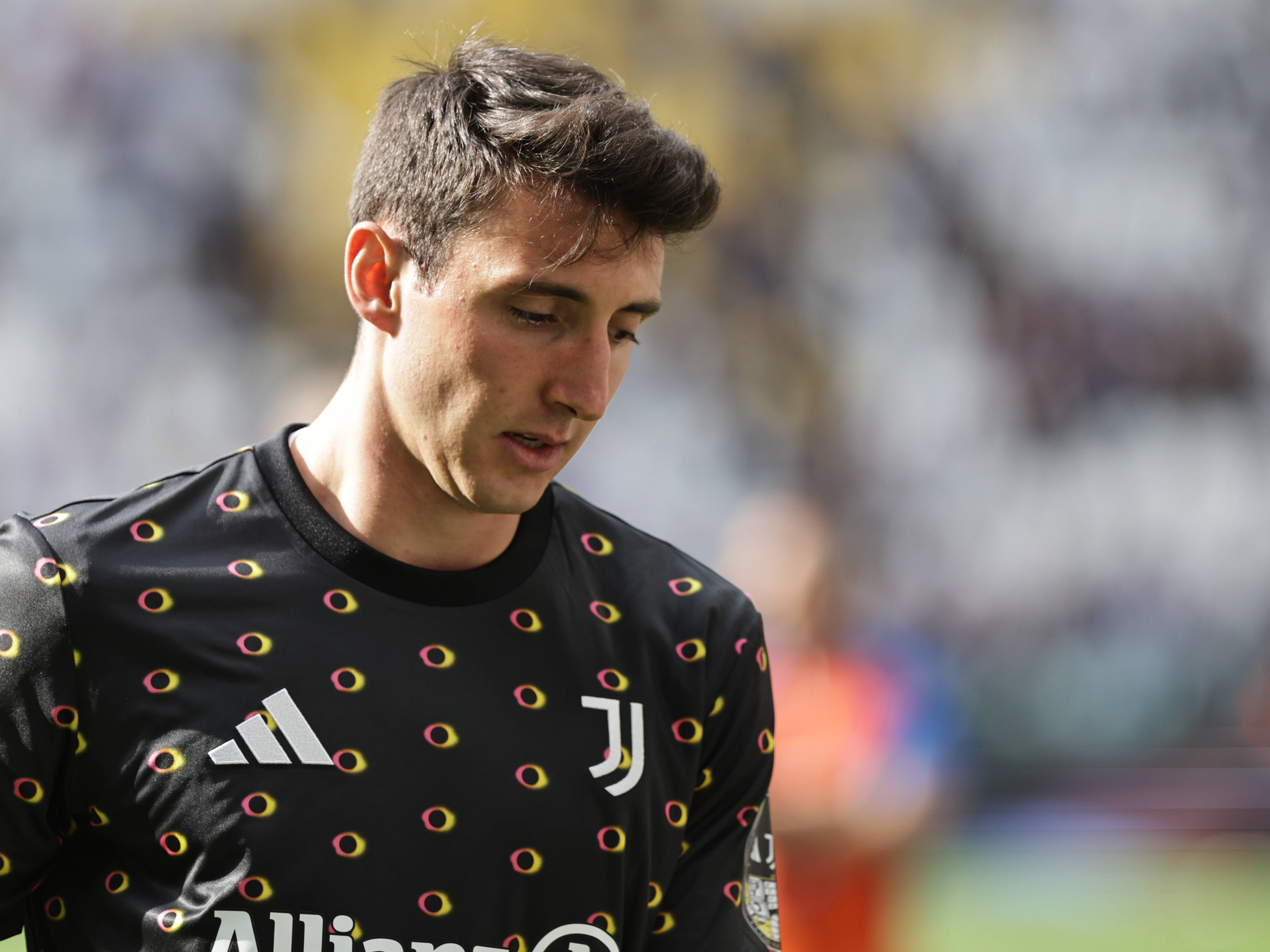 Today’s Best Transfer Gossip & Rumours with Whispers Five: Man City to make approach for Italian star