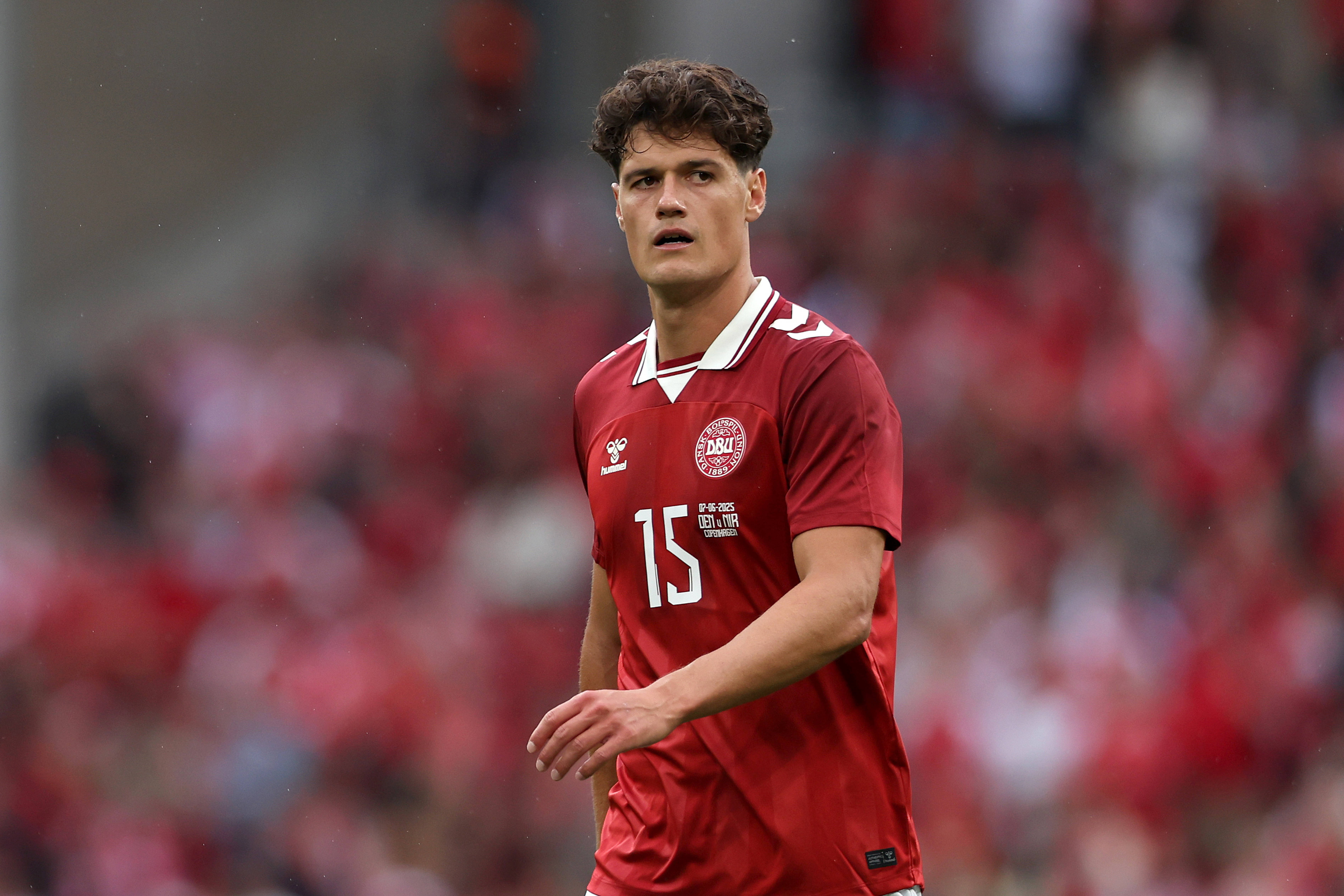 Today’s Best Transfer Gossip & Rumours with Whispers Five: PL midfielder set to replace Partey at Arsenal