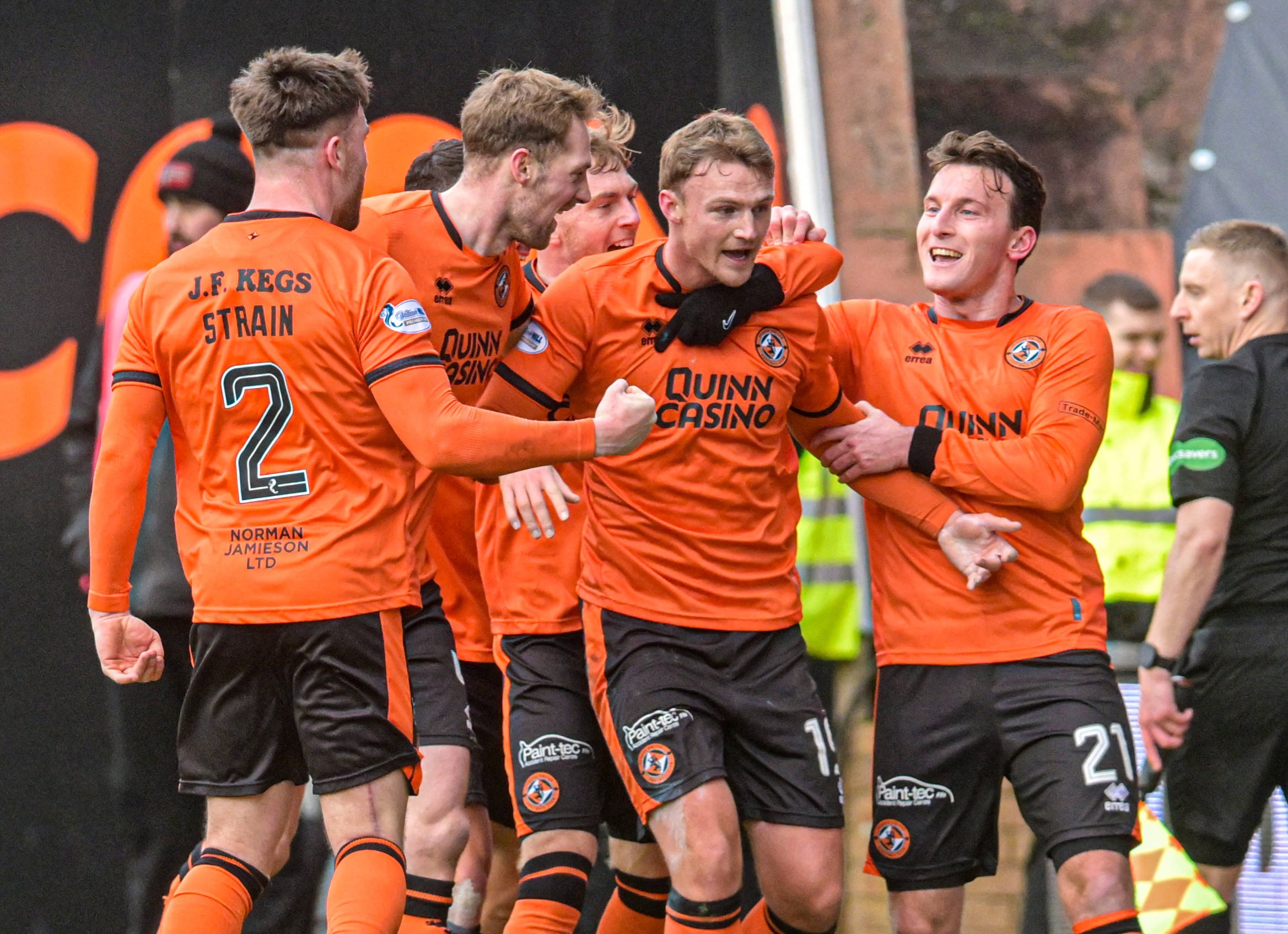 Dundee vs Dundee United prediction, odds & betting tips 31/08/2025