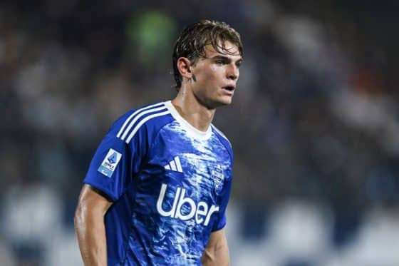 Nico Paz pictured in action for Como