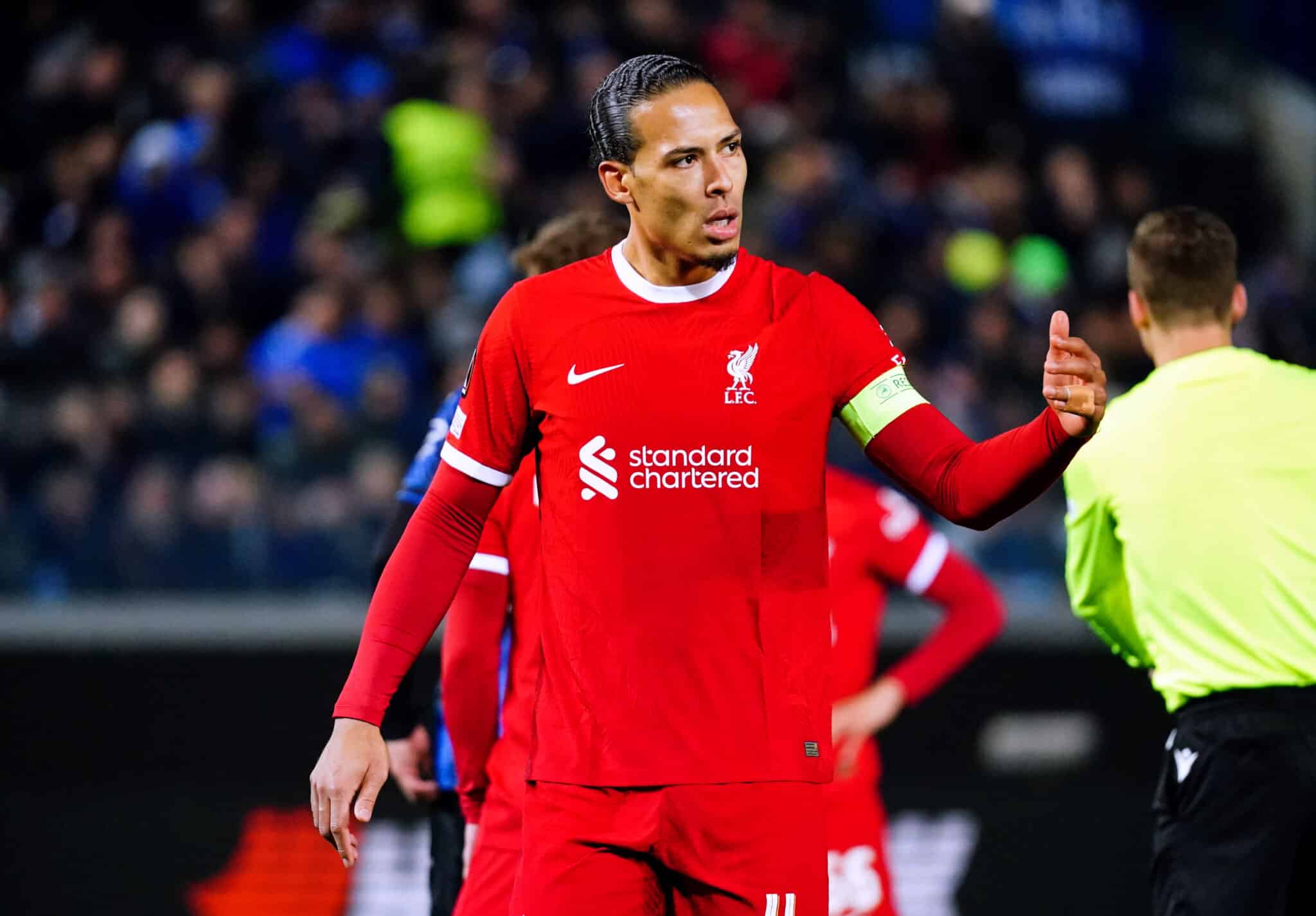 Transfernieuws: Van Dijk naar Saoedi-Arabi&euml;, Rakitic terug naar Kroati&euml; en Barcelona jaagt op EK-winnaars