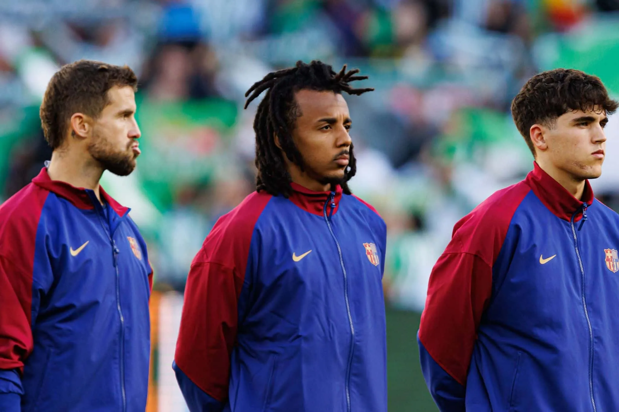 Chelsea rekindle transfer interest in Barcelona star as Blues eye new centre-back &ndash; Whisper+ verdict