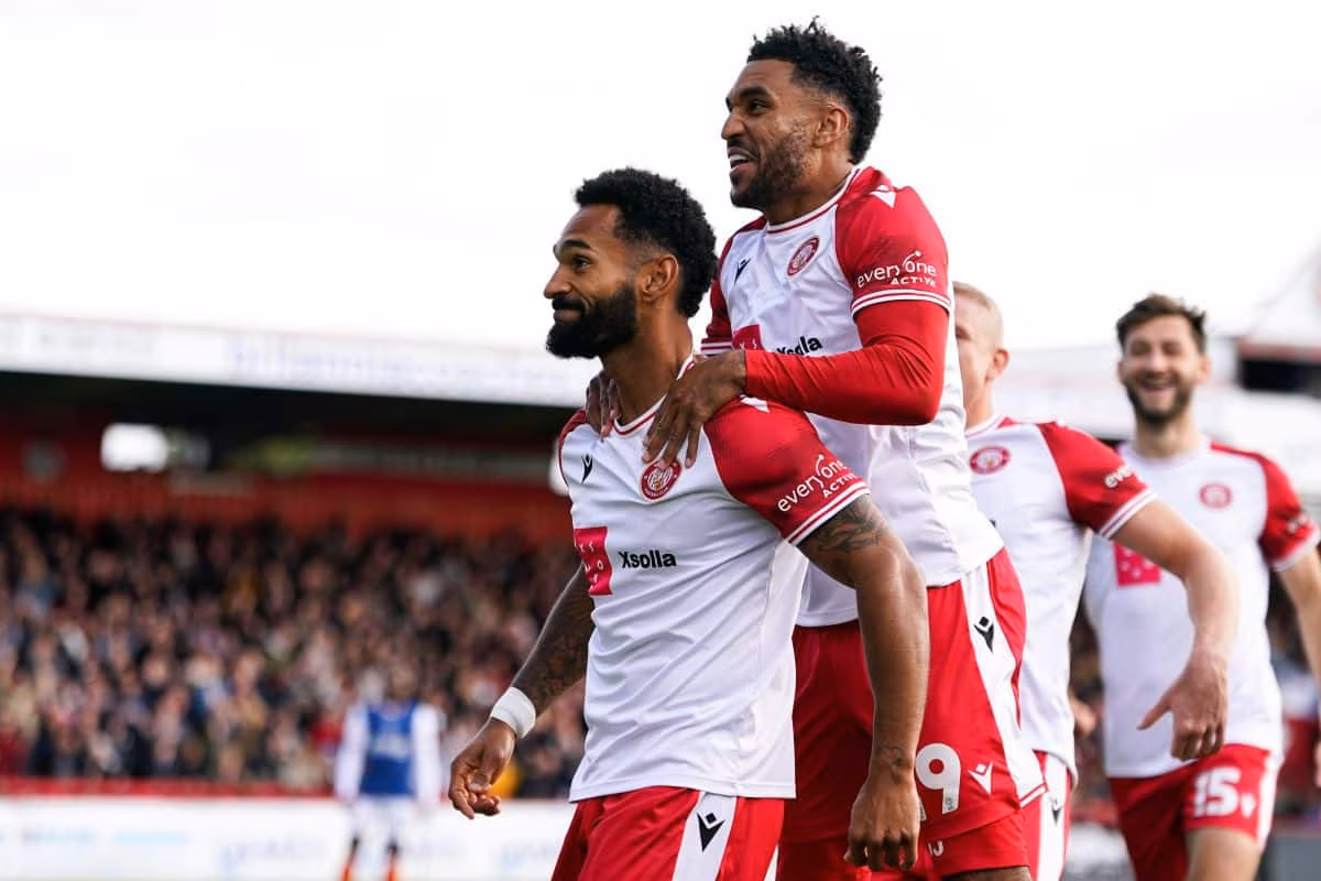 Stevenage vs Bromley prediction, odds & betting tips 07/10/2025