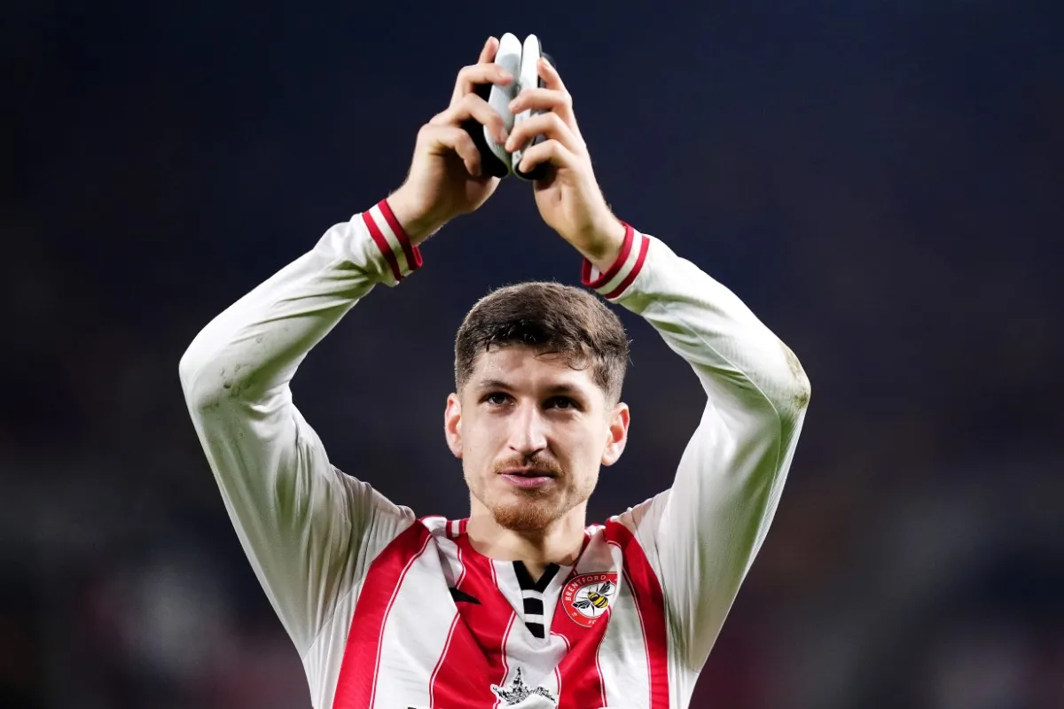 Vitaly Janelt Brentford 