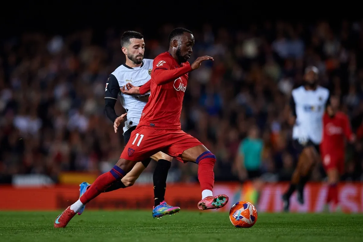 Sevilla vs Alaves prediction, odds & betting tips 20/04/2025