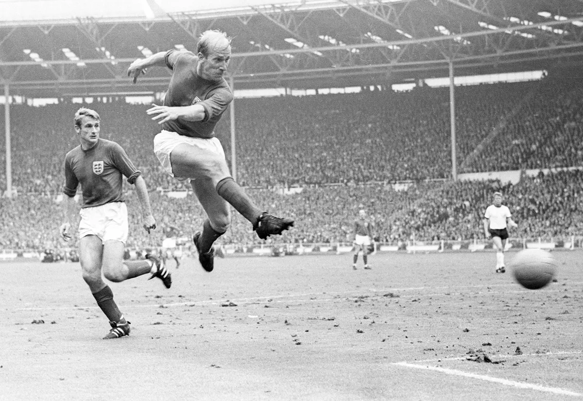Bobby Charlton in action in the 1966 WC final