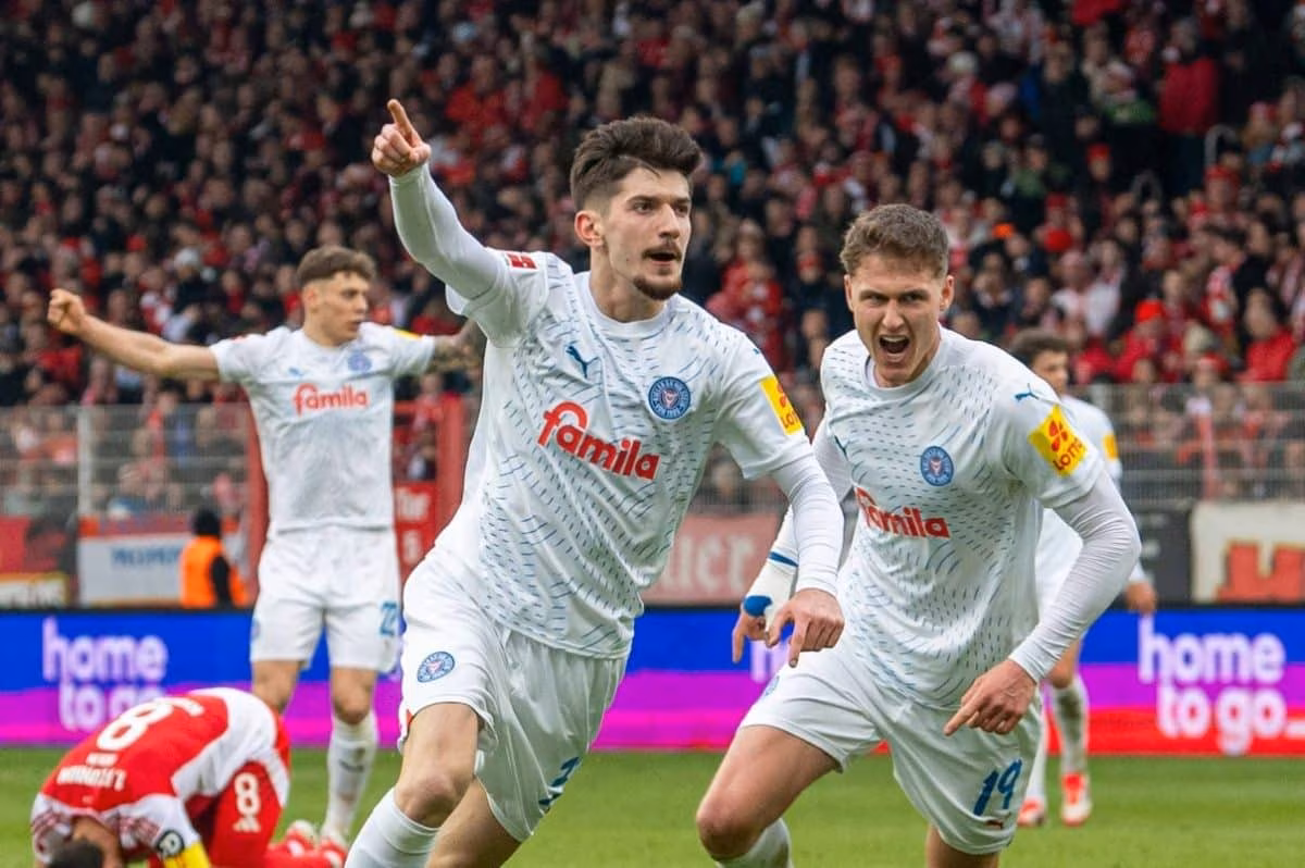 Holstein Kiel vs St Pauli prediction, odds & betting tips 12/04/2025