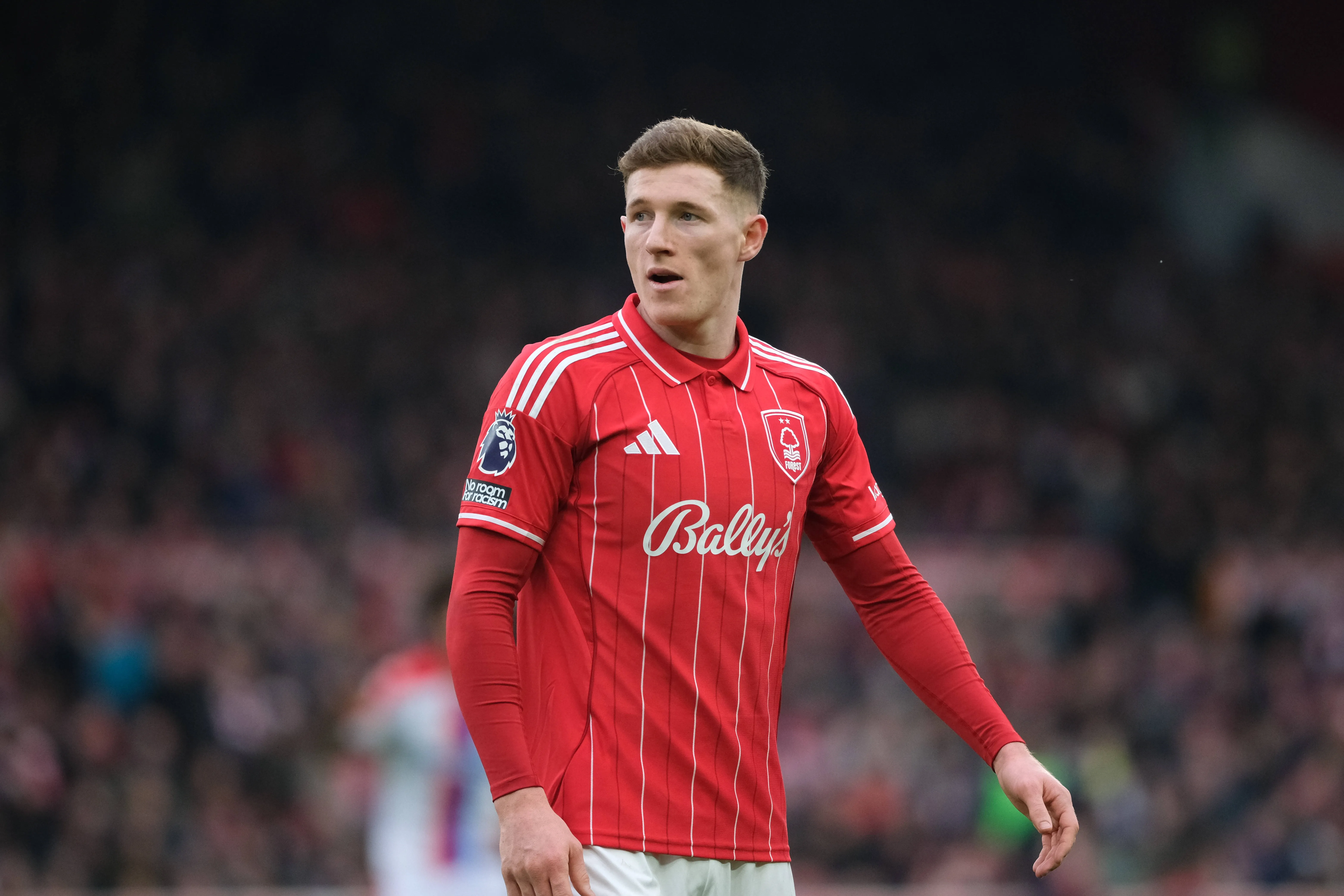 Nottingham Forest midfielder Elliot Anderson