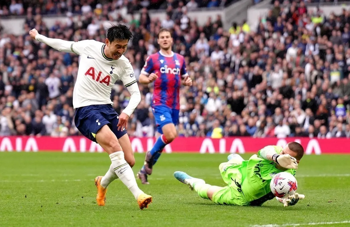 Son vs Palace