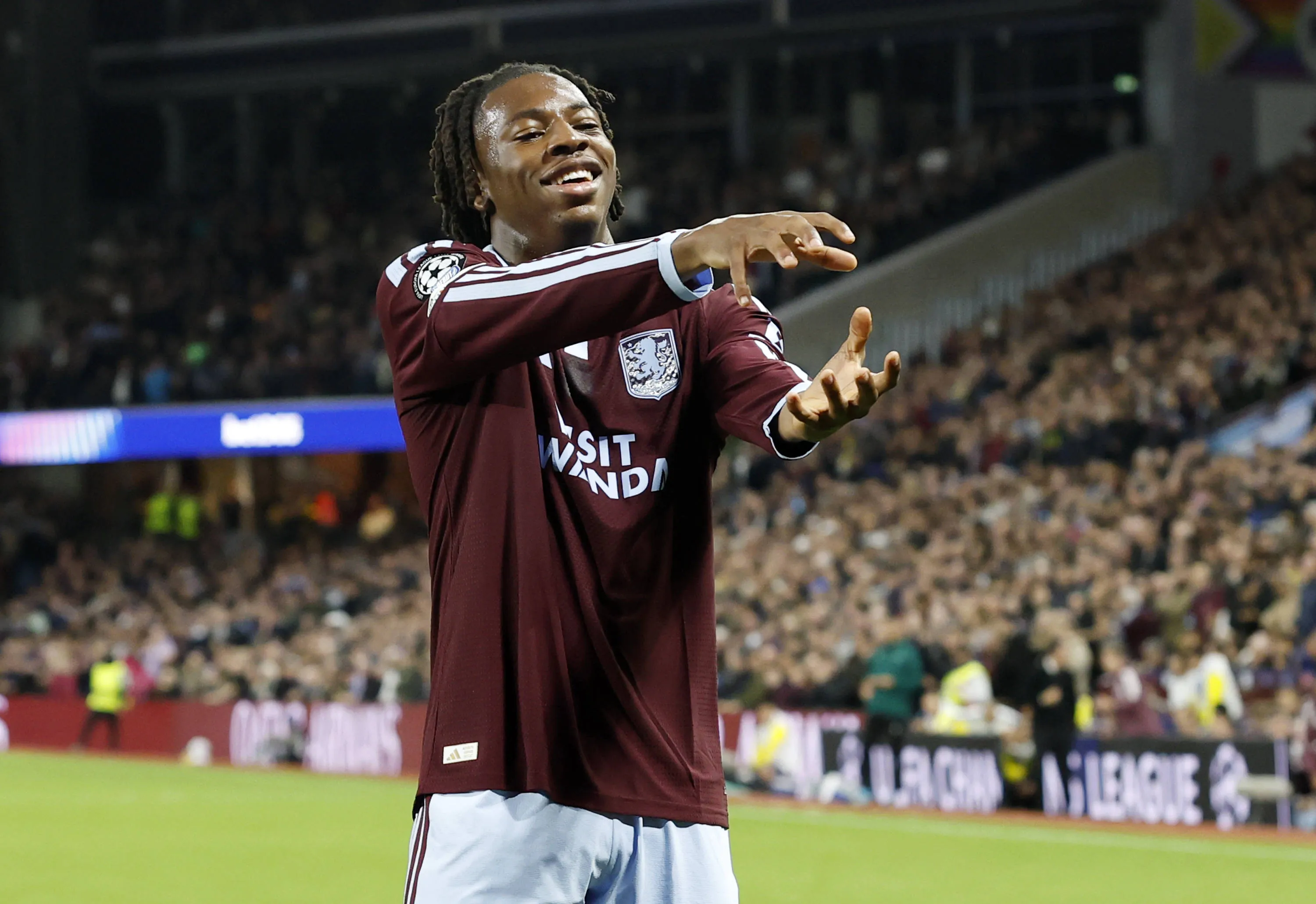 Johan Manzambi of Aston Villa celebrates