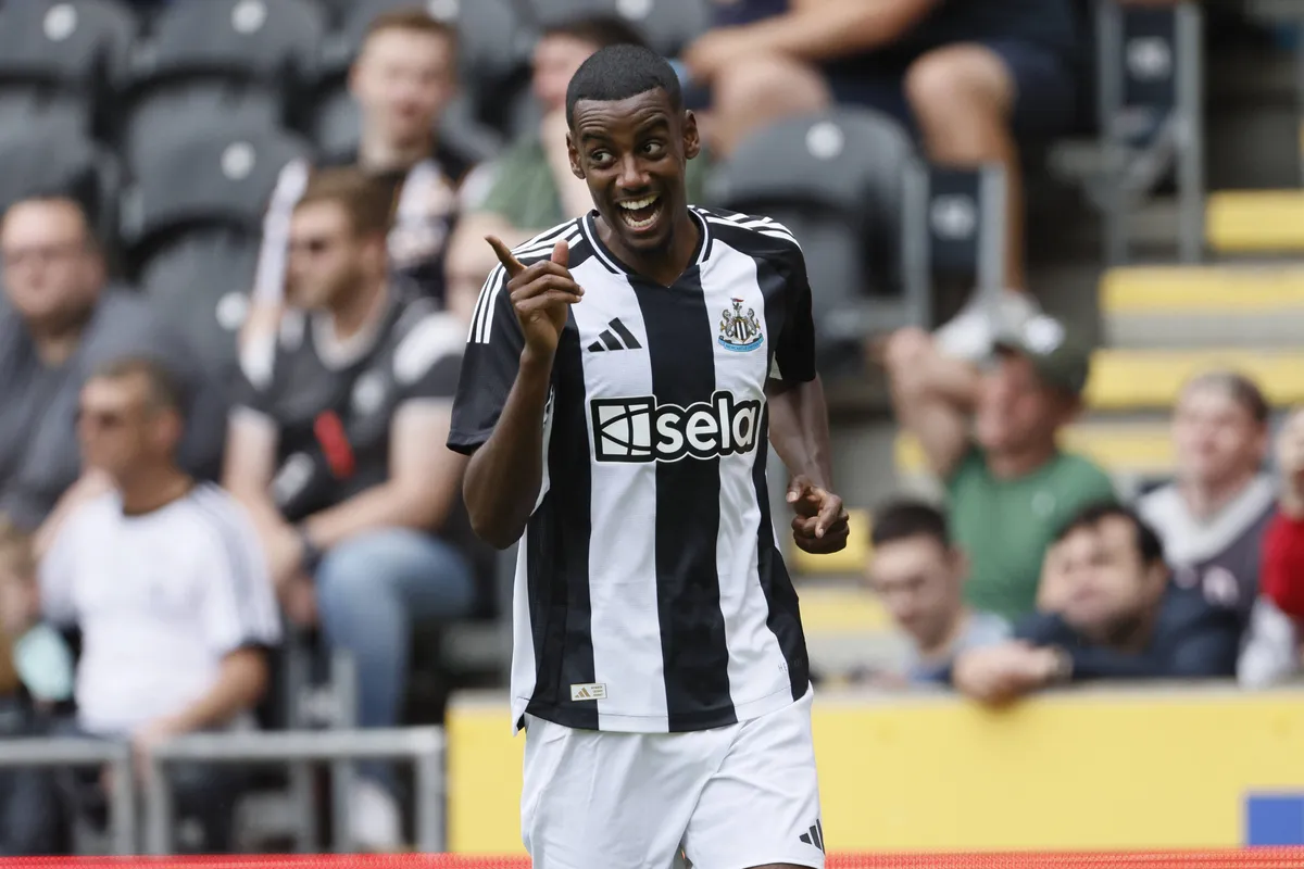 Arsenal striker targets: Alexander Isak is top of the list - Photo by imago/Richard Sellers