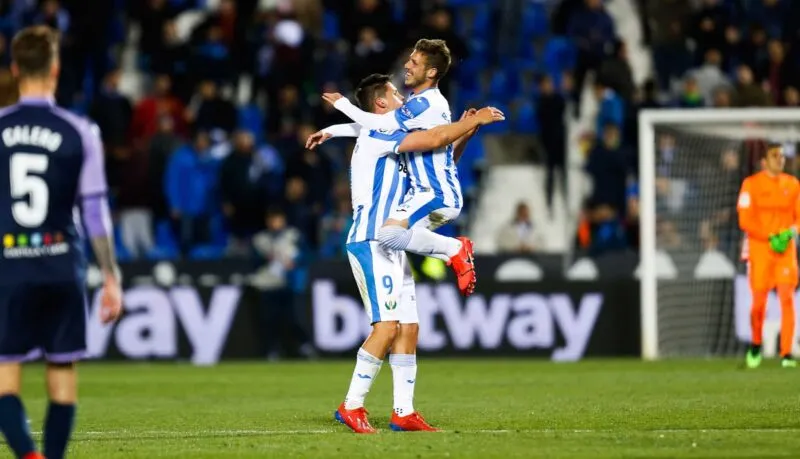 Estudiantes vs Huachipato predictions