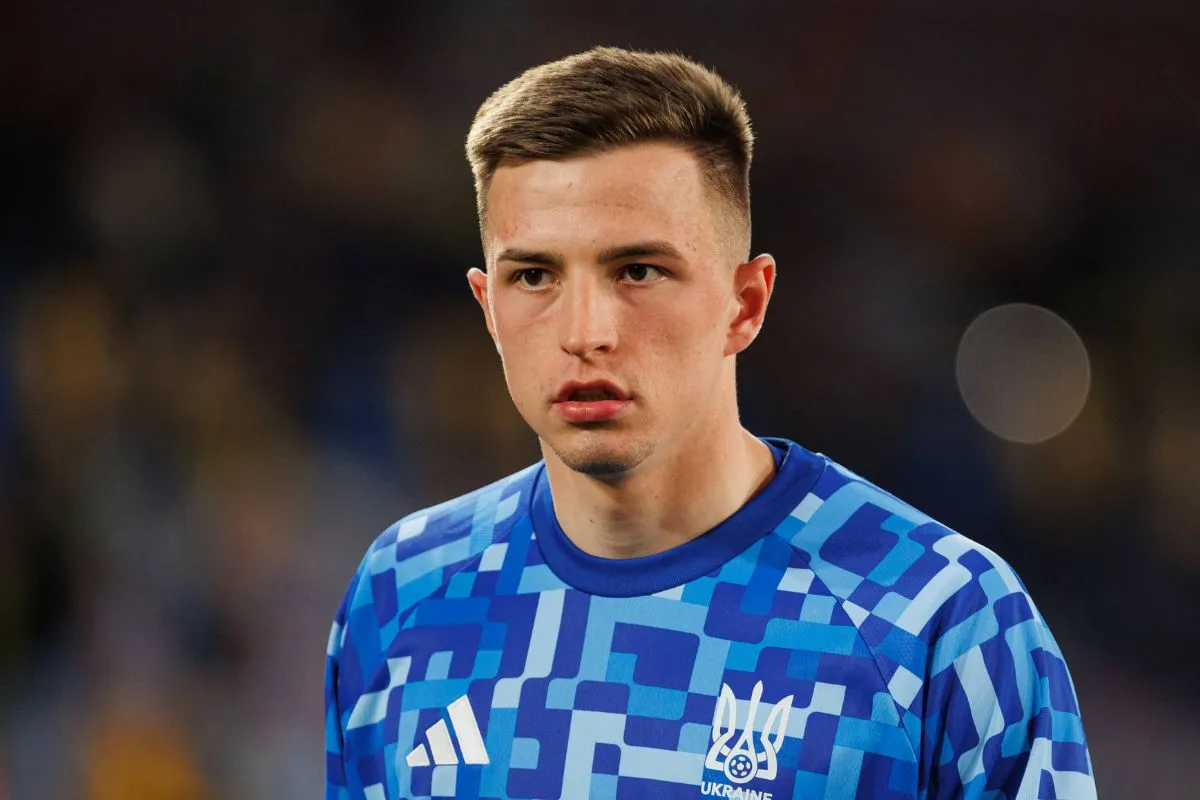 Anatoliy Trubin in action for Ukraine 
