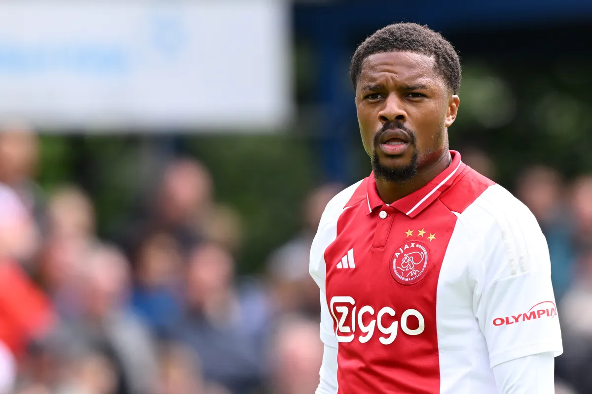 Chuba Akpom Ajax