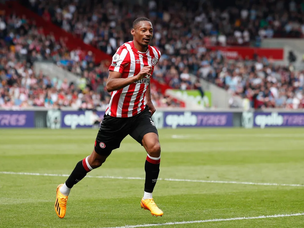 Ethan Pinnock of Brentford