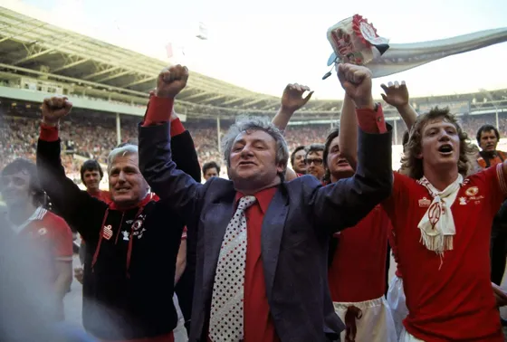 Tommy Docherty celebrates 1977 FA Cup Final win