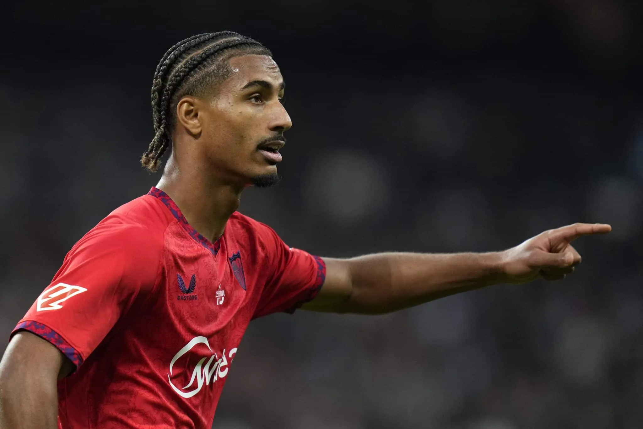 Loic Bade transfer: Aston Villa getting closer to top target? Whisper+ verdict