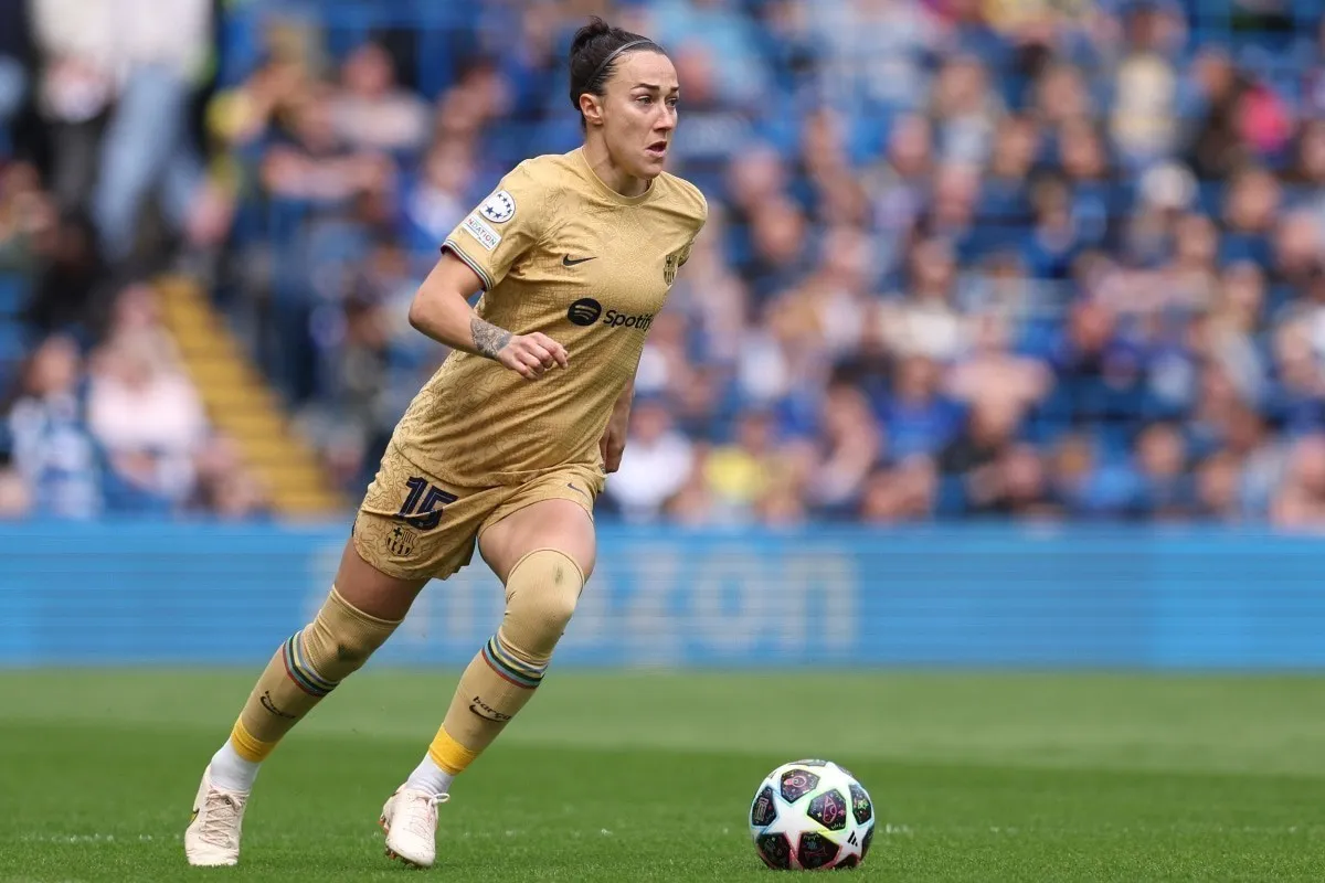 lucy bronze