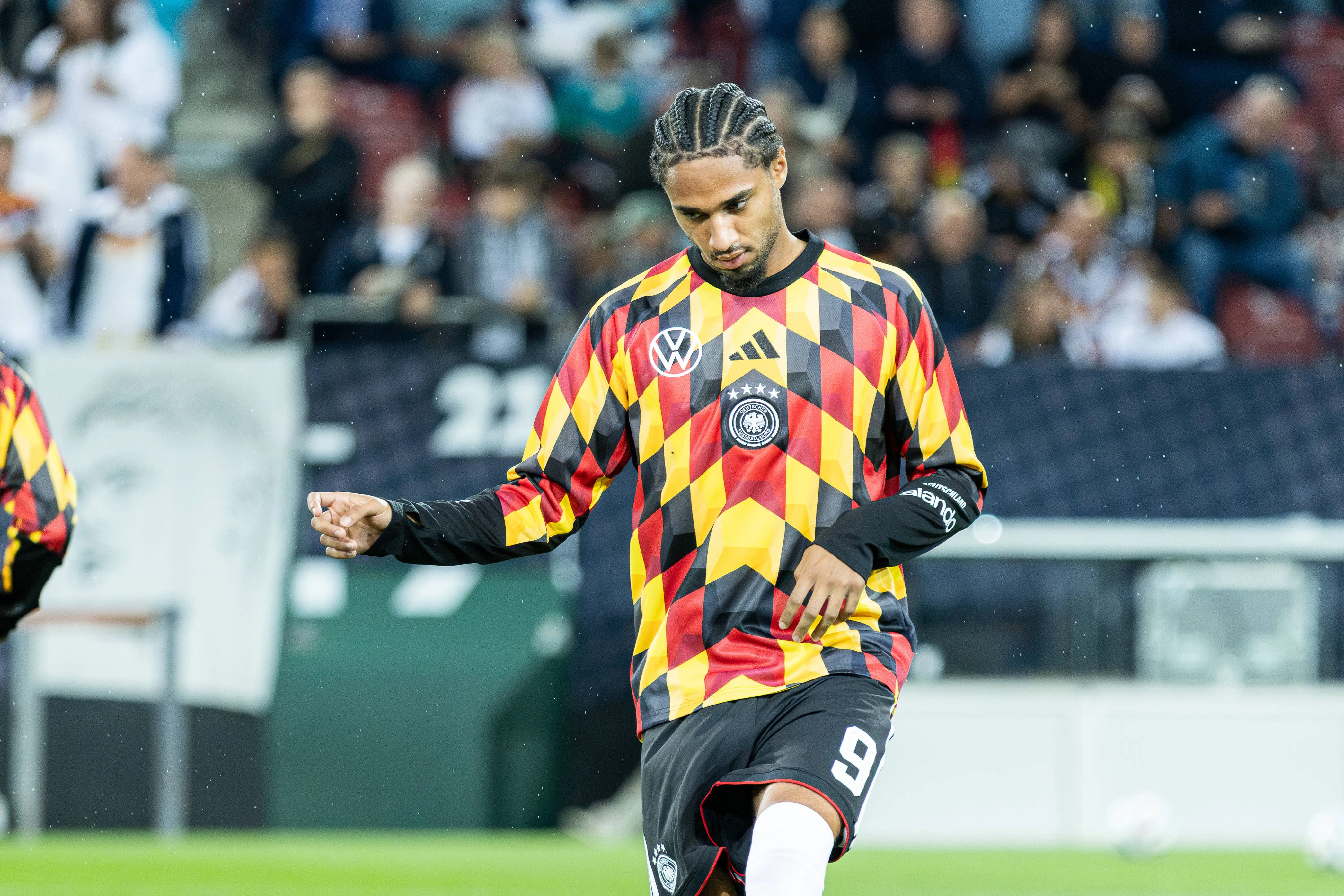 Latest transfer news today: Euro giants ready to pounce on Man City star as Liverpool lead winger race