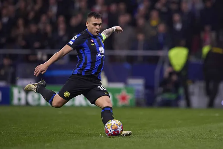Lautaro Martinez is leading the Serie A top scorer betting market by a distance