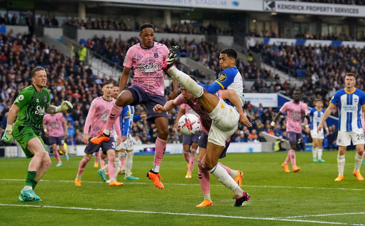 Everton's Yerry Mina