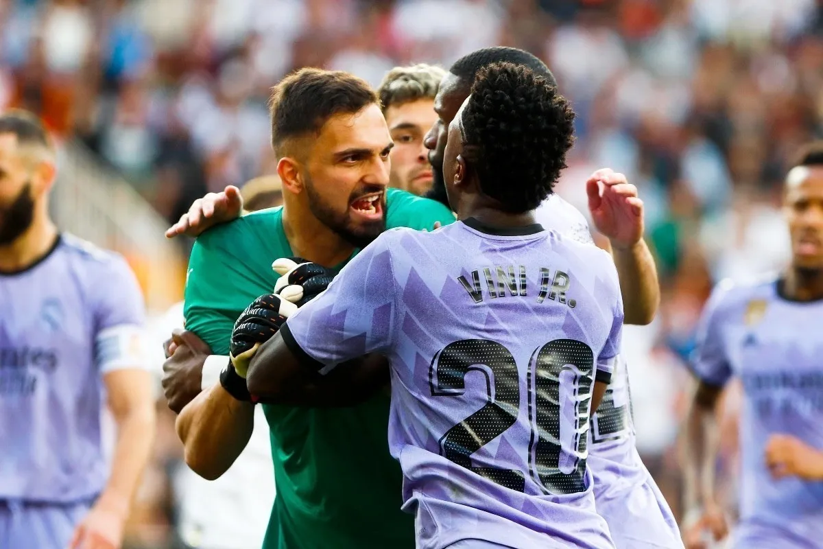 Vinicius vs Valencia