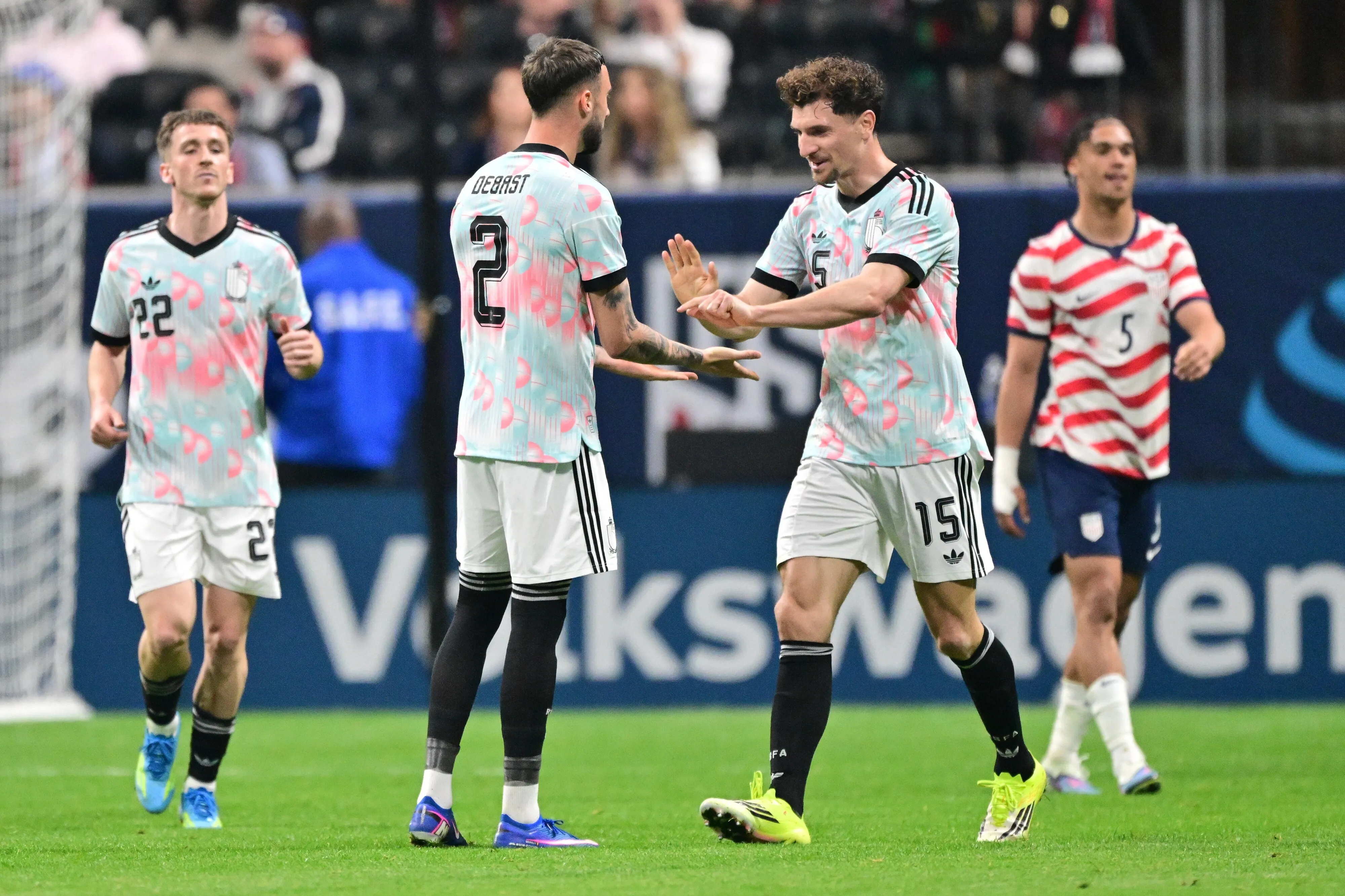 Arsenal transfer news: Gunners offered &euro;40m centre back amid William Saliba injury
